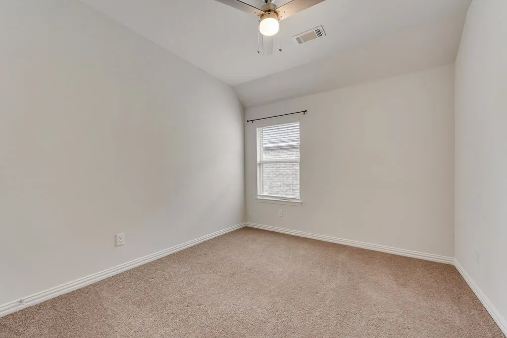 Single Family Residence For Rent in Kaufman County , 1560 Seminole Drive, Forney, Texas 75126, 3 Bedrooms, 2 Bathrooms, 2 Garage spaces, 2,020 Sqft, built in 2018, Price $2,250, mls#21294449, Real Estate Agent in Forney, Homes For Rent in Kaufman county, Homes For Rent in Forney, Realtor in Forney Texas, Real Estate Brokerage Independent Realty Texas, Luminita Cordes Realtor