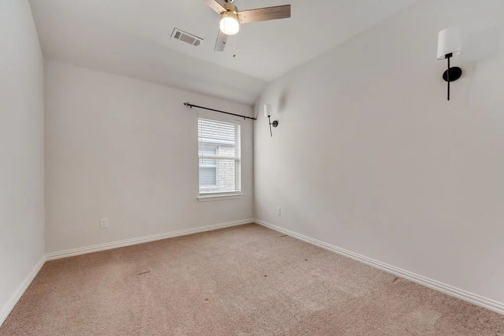 Single Family Residence For Rent in Kaufman County , 1560 Seminole Drive, Forney, Texas 75126, 3 Bedrooms, 2 Bathrooms, 2 Garage spaces, 2,020 Sqft, built in 2018, Price $2,250, mls#21294449, Real Estate Agent in Forney, Homes For Rent in Kaufman county, Homes For Rent in Forney, Realtor in Forney Texas, Real Estate Brokerage Independent Realty Texas, Luminita Cordes Realtor