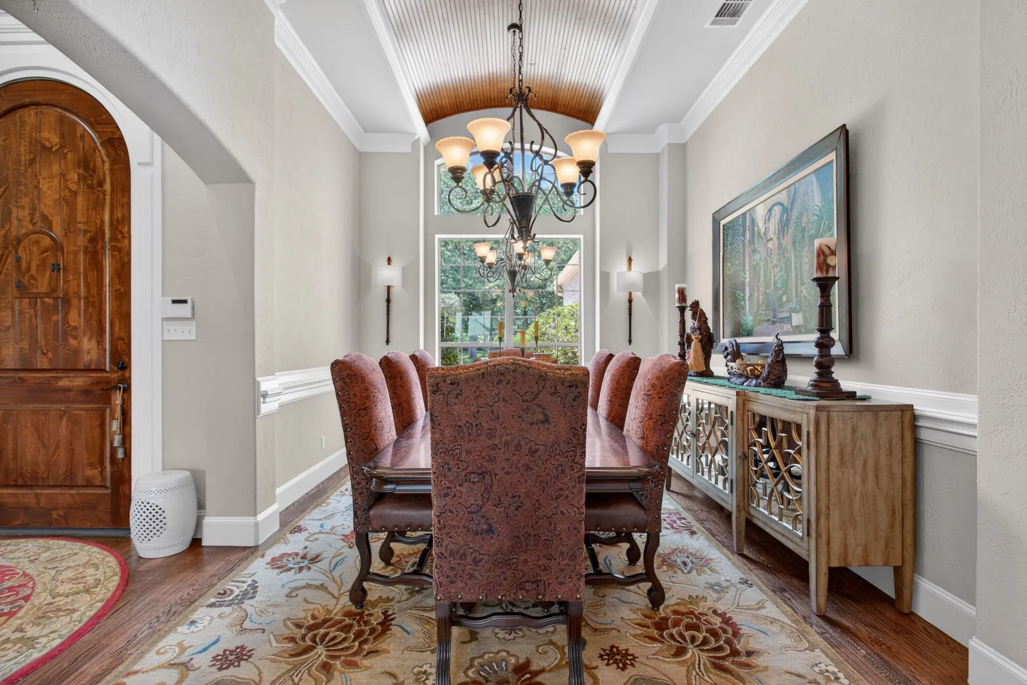 This dining room provides the perfect space for hosting dinner parties