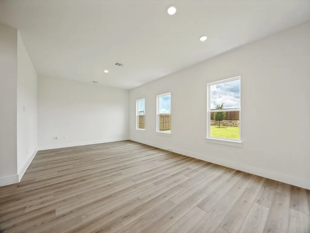 Single Family Residence For Sale in Grayson County , 2406 Stonebriar Lane, Sherman, Texas 75092, 4 Bedroom, 3 Bathroom, 2 Garage spaces, 1,953 Sqft, built in 2025, mls#21294472, Real Estate Agent in Sherman, Homes For Sale in Grayson county, Homes For Sale in Sherman, Realtor in Sherman Texas, Real Estate Brokerage Independent Realty Texas, Luminita Cordes Realtor