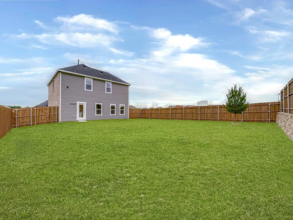 Single Family Residence For Sale in Grayson County , 2406 Stonebriar Lane, Sherman, Texas 75092, 4 Bedroom, 3 Bathroom, 2 Garage spaces, 1,953 Sqft, built in 2025, mls#21294472, Real Estate Agent in Sherman, Homes For Sale in Grayson county, Homes For Sale in Sherman, Realtor in Sherman Texas, Real Estate Brokerage Independent Realty Texas, Luminita Cordes Realtor