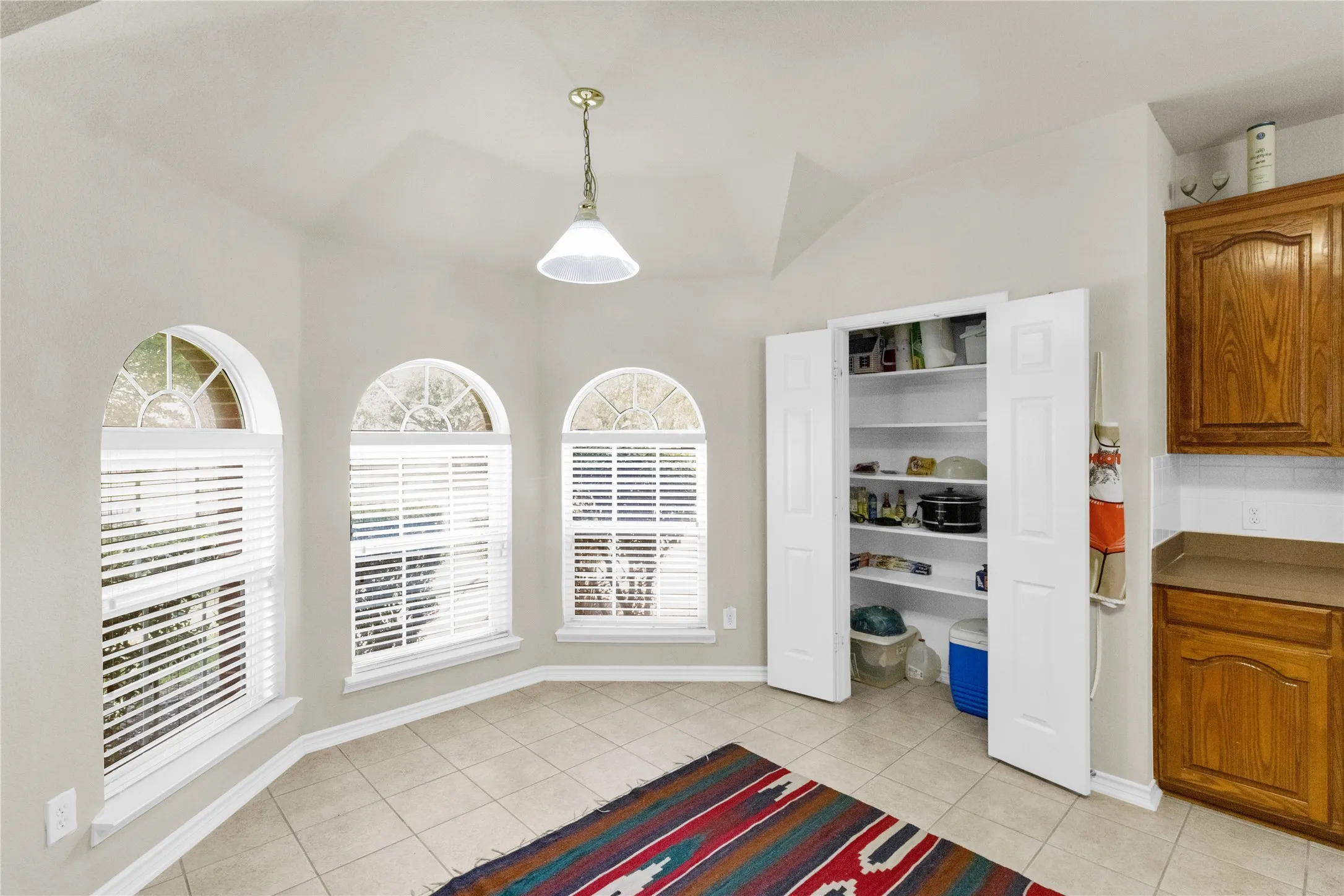 Single Family Residence For Sale in Collin County , 15827 Appaloosa Drive, Frisco, Texas 75035, 3 Bedrooms, 2 Bathrooms, 2 Garage spaces, 1,796 Sqft, built in 2003, Price $401,197, mls#21294154, Real Estate Agent in Frisco, Homes For Sale in Collin county, Homes For Sale in Frisco, Realtor in Frisco Texas, Real Estate Brokerage Independent Realty Texas, Luminita Cordes Realtor