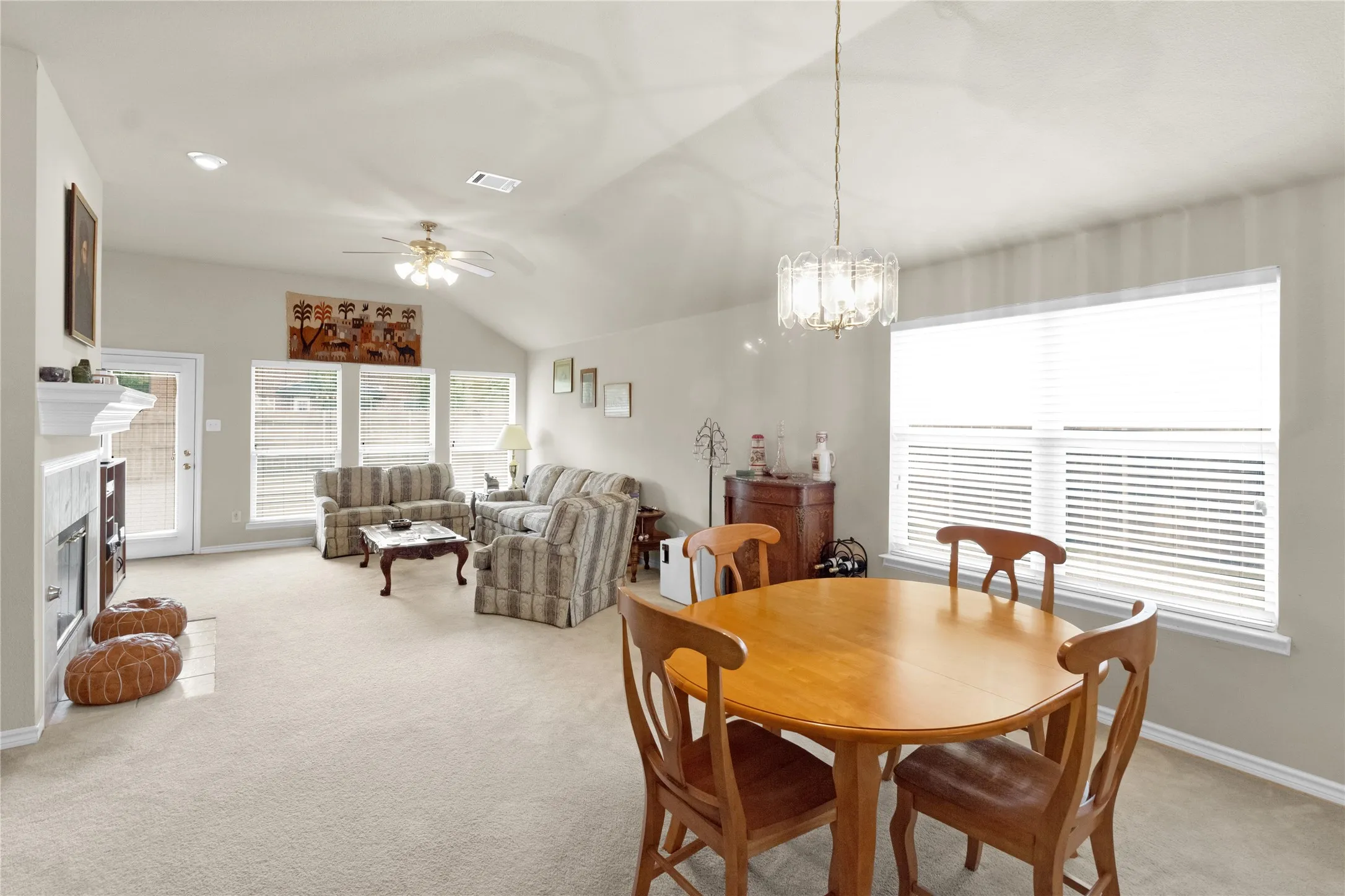 Single Family Residence For Sale in Collin County , 15827 Appaloosa Drive, Frisco, Texas 75035, 3 Bedrooms, 2 Bathrooms, 2 Garage spaces, 1,796 Sqft, built in 2003, Price $401,197, mls#21294154, Real Estate Agent in Frisco, Homes For Sale in Collin county, Homes For Sale in Frisco, Realtor in Frisco Texas, Real Estate Brokerage Independent Realty Texas, Luminita Cordes Realtor