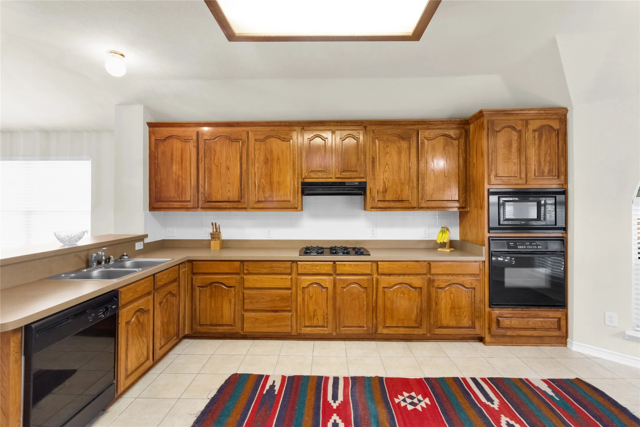 Single Family Residence For Sale in Collin County , 15827 Appaloosa Drive, Frisco, Texas 75035, 3 Bedrooms, 2 Bathrooms, 2 Garage spaces, 1,796 Sqft, built in 2003, Price $401,197, mls#21294154, Real Estate Agent in Frisco, Homes For Sale in Collin county, Homes For Sale in Frisco, Realtor in Frisco Texas, Real Estate Brokerage Independent Realty Texas, Luminita Cordes Realtor