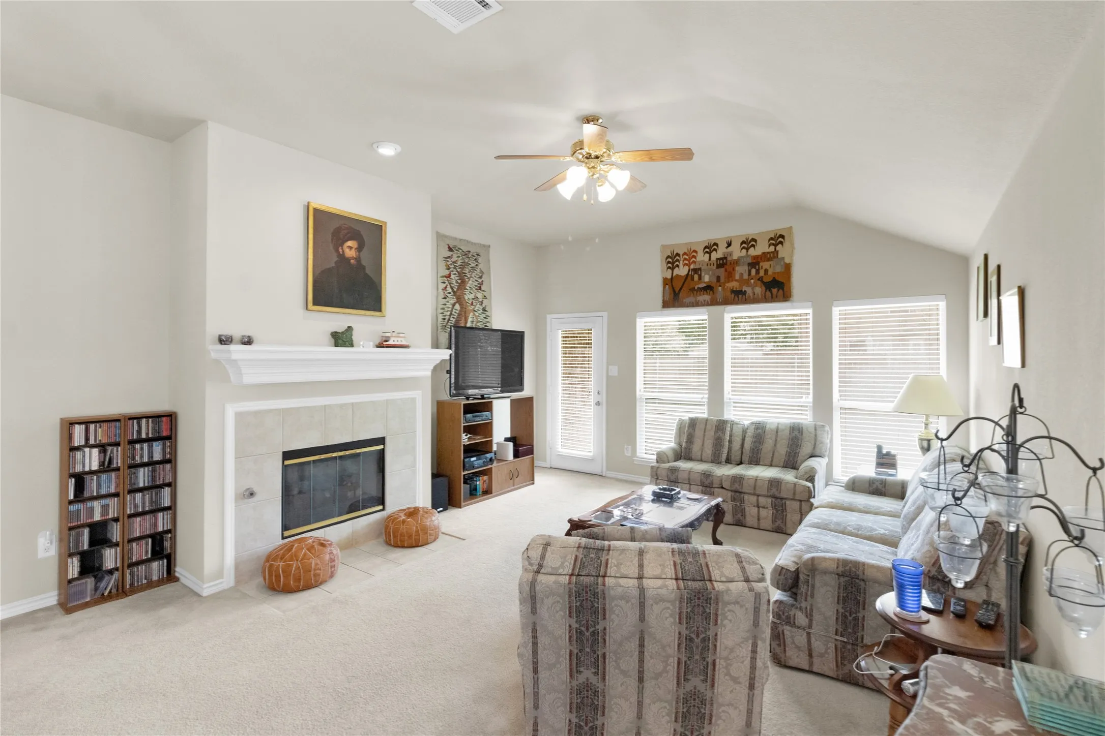 Single Family Residence For Sale in Collin County , 15827 Appaloosa Drive, Frisco, Texas 75035, 3 Bedrooms, 2 Bathrooms, 2 Garage spaces, 1,796 Sqft, built in 2003, Price $401,197, mls#21294154, Real Estate Agent in Frisco, Homes For Sale in Collin county, Homes For Sale in Frisco, Realtor in Frisco Texas, Real Estate Brokerage Independent Realty Texas, Luminita Cordes Realtor