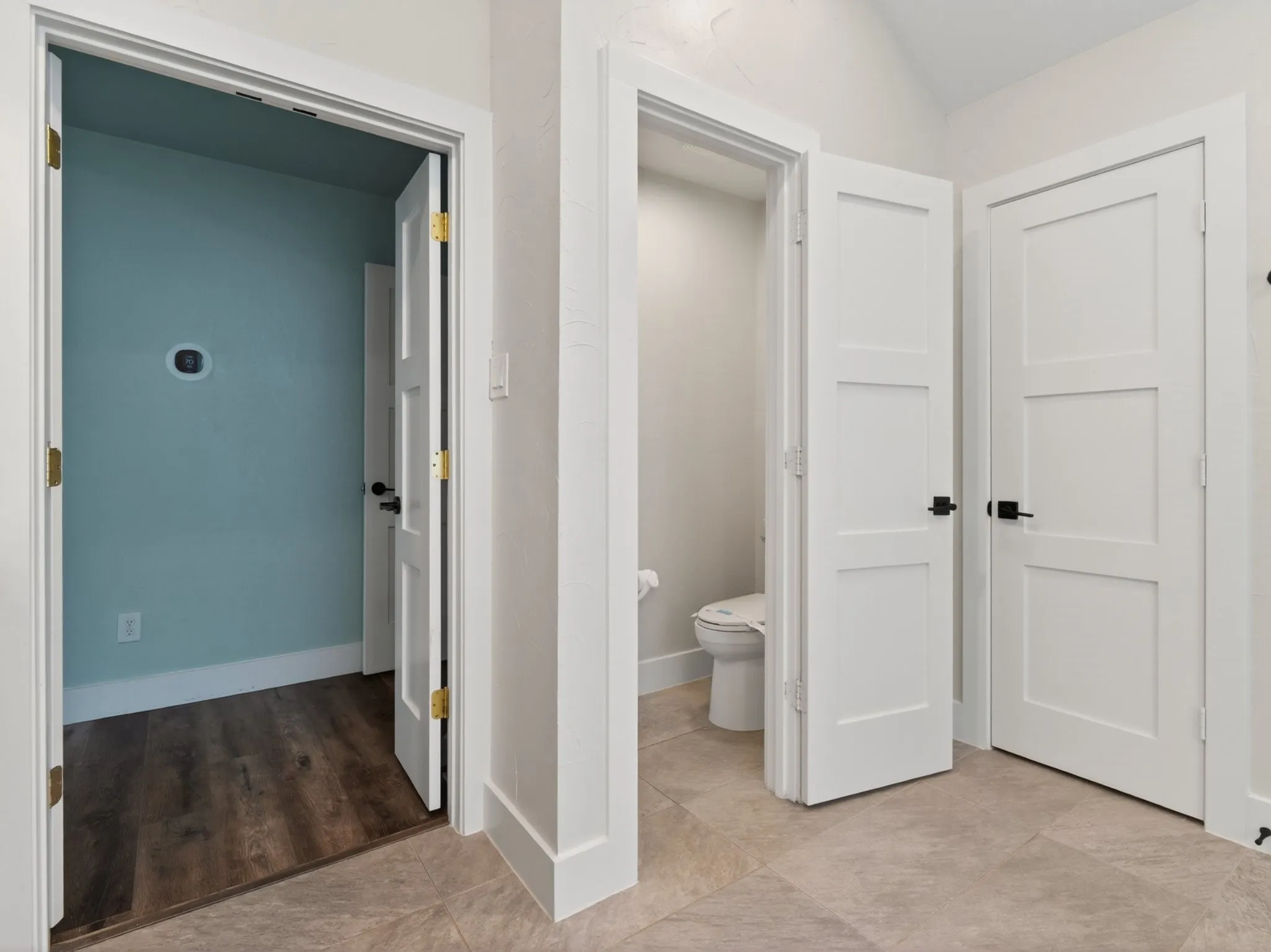 Single Family Residence For Sale in Collin County , 3209 Normandy Drive, Mc Kinney, Texas 75070, 5 Bedroom, 3 Bathroom, 2 Garage spaces, 2,890 Sqft, built in 1995, mls#21294433, Real Estate Agent in Mc Kinney, Homes For Sale in Collin county, Homes For Sale in Mc Kinney, Realtor in Mc Kinney Texas, Real Estate Brokerage Independent Realty Texas, Luminita Cordes Realtor