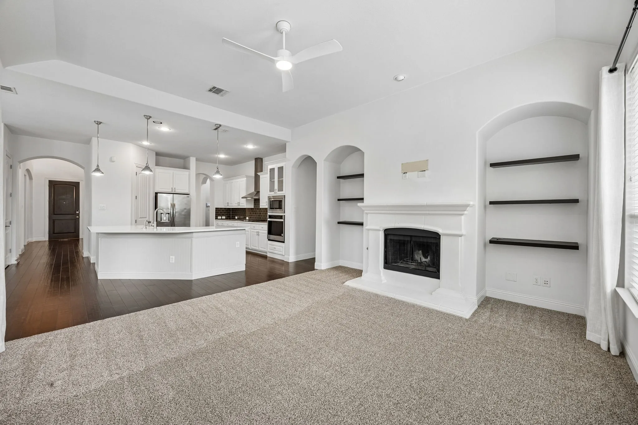 Single Family Residence For Sale in Dallas County , 6827 Sunshade Lane, Dallas, Texas 75236, 4 Bedrooms, 3 Bathrooms, 2 Garage spaces, 3,090 Sqft, built in 2015, Price $519,500, mls#21293944, Real Estate Agent in Dallas, Homes For Sale in Dallas county, Homes For Sale in Dallas, Realtor in Dallas Texas, Real Estate Brokerage Independent Realty Texas, Luminita Cordes Realtor