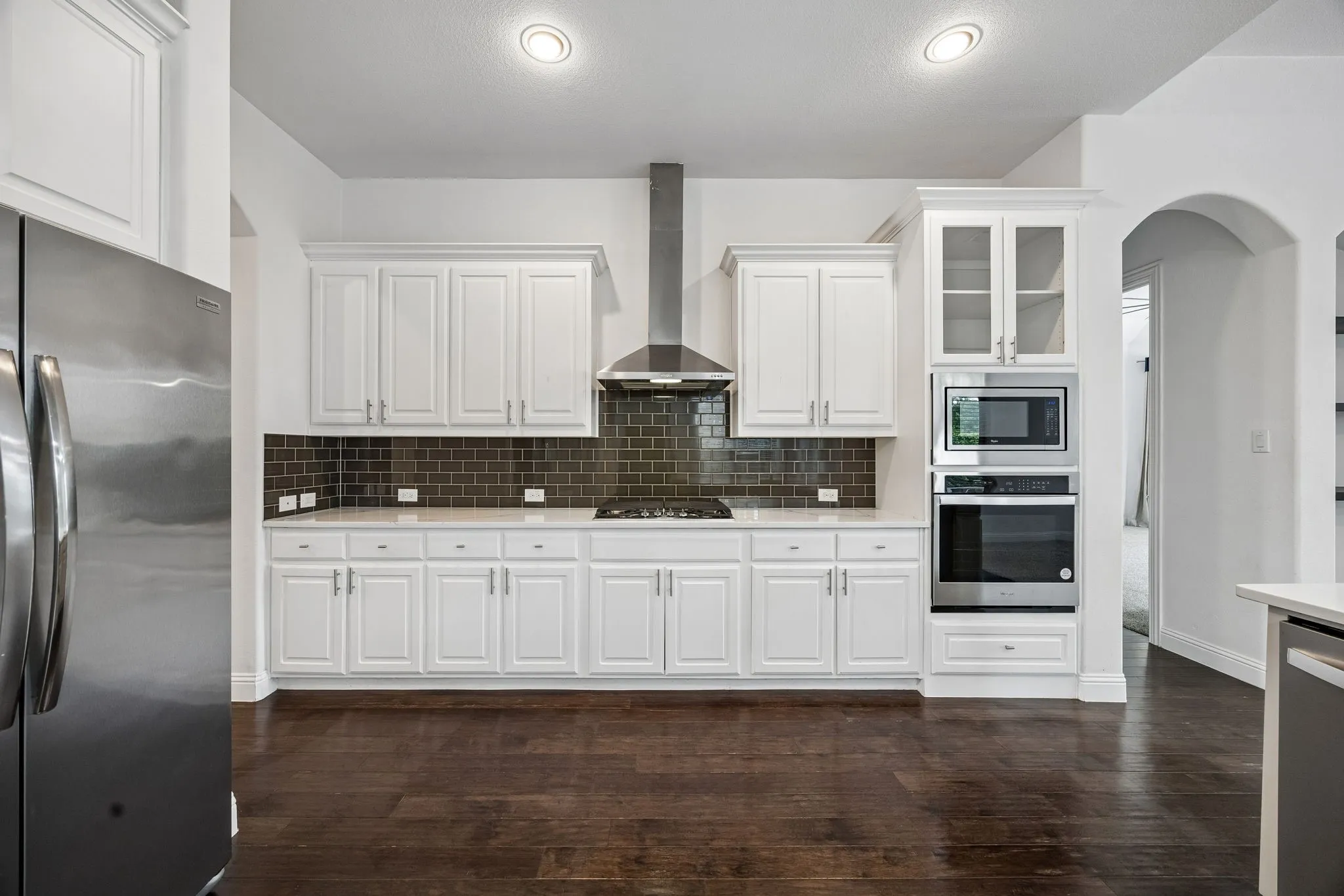 Single Family Residence For Sale in Dallas County , 6827 Sunshade Lane, Dallas, Texas 75236, 4 Bedrooms, 3 Bathrooms, 2 Garage spaces, 3,090 Sqft, built in 2015, Price $519,500, mls#21293944, Real Estate Agent in Dallas, Homes For Sale in Dallas county, Homes For Sale in Dallas, Realtor in Dallas Texas, Real Estate Brokerage Independent Realty Texas, Luminita Cordes Realtor