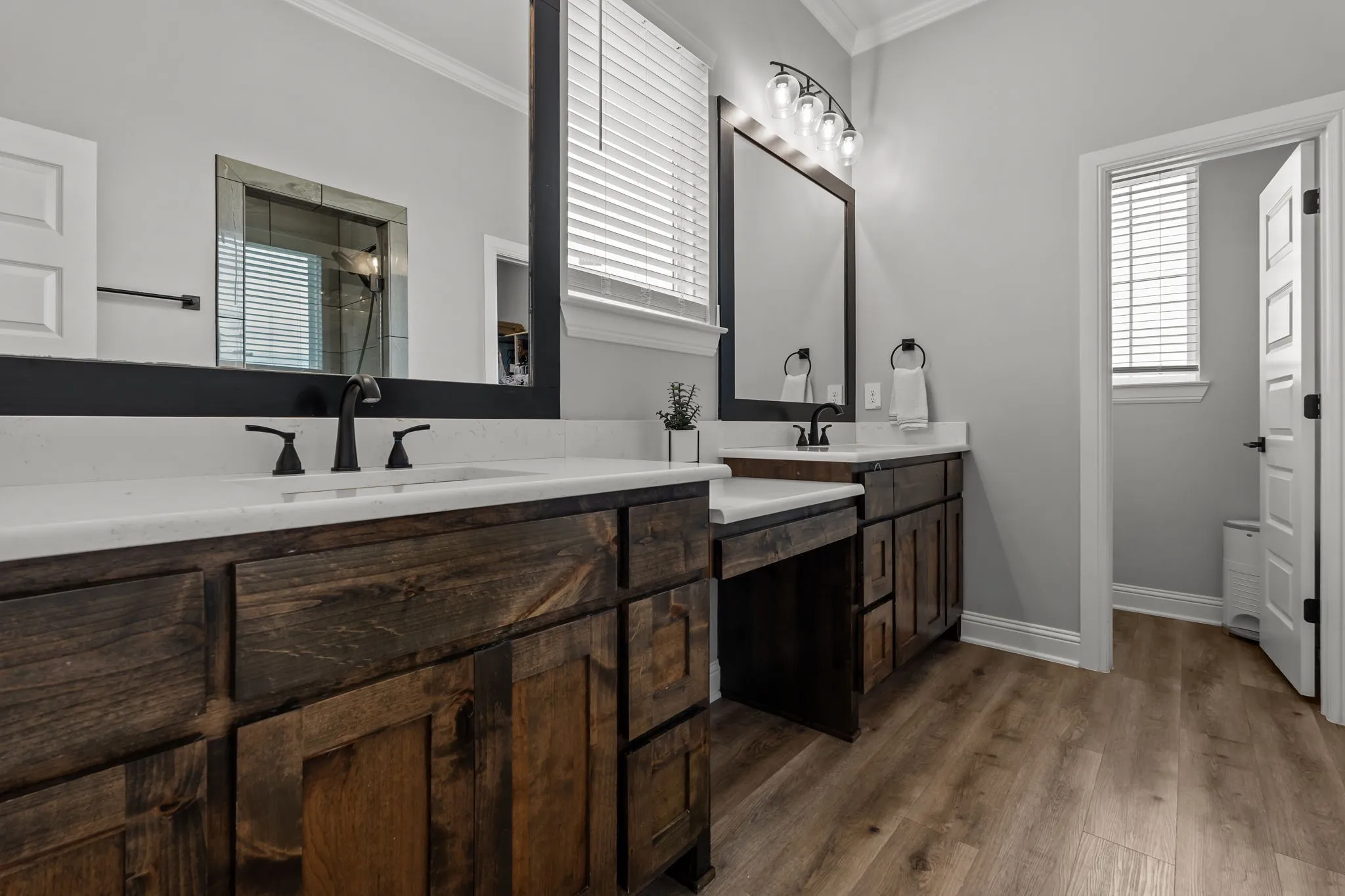 Double vanity with makeup counter