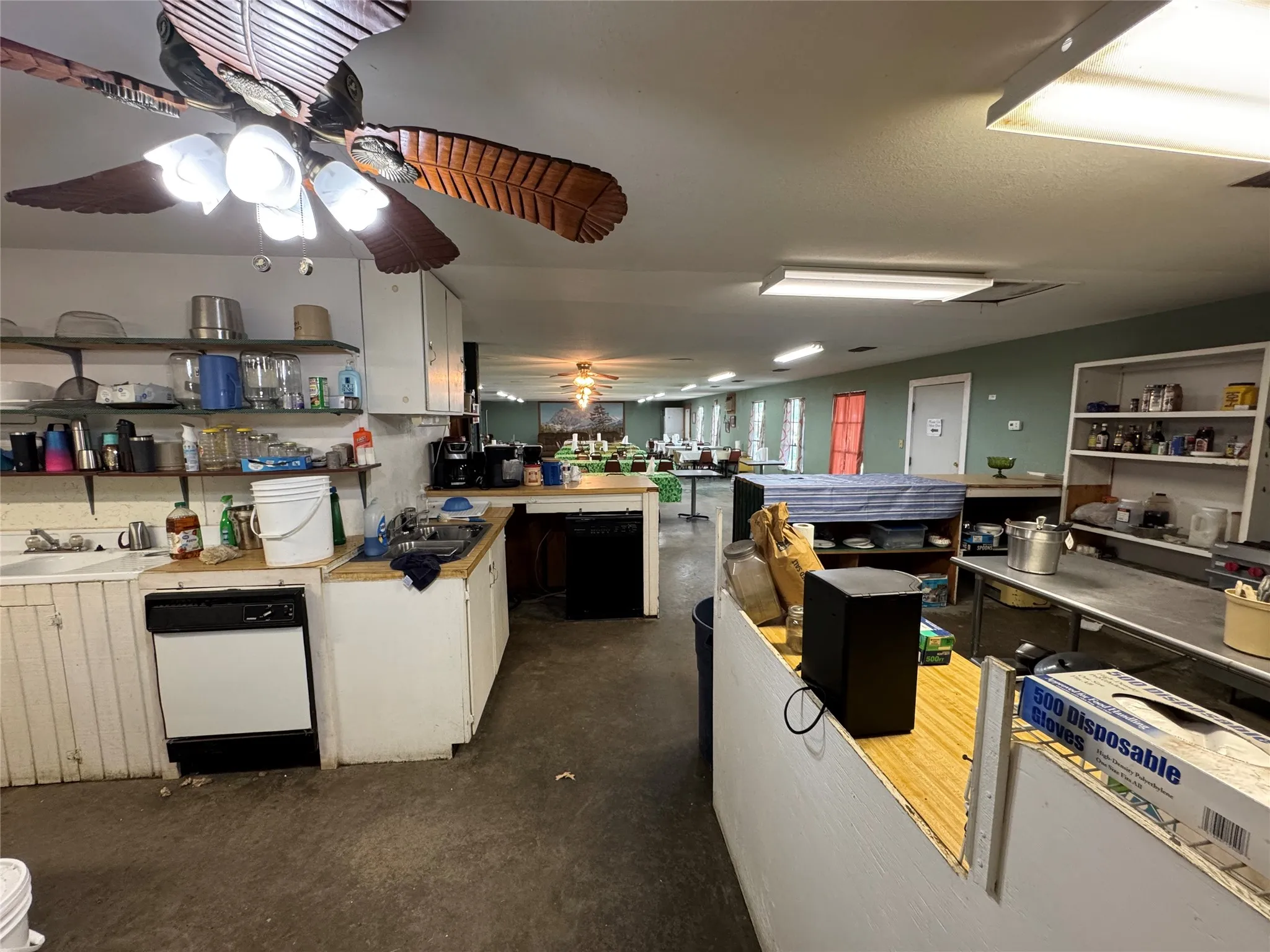 Retail For Sale in Eastland County , 102 N 6 Highway, Carbon, Texas 76435, 0, 0, Garage spaces, 0 Sqft, built in 1980, mls#21292458, Real Estate Agent in Carbon, Homes For Sale in Eastland county, Homes For Sale in Carbon, Realtor in Carbon Texas, Real Estate Brokerage Independent Realty Texas, Luminita Cordes Realtor
