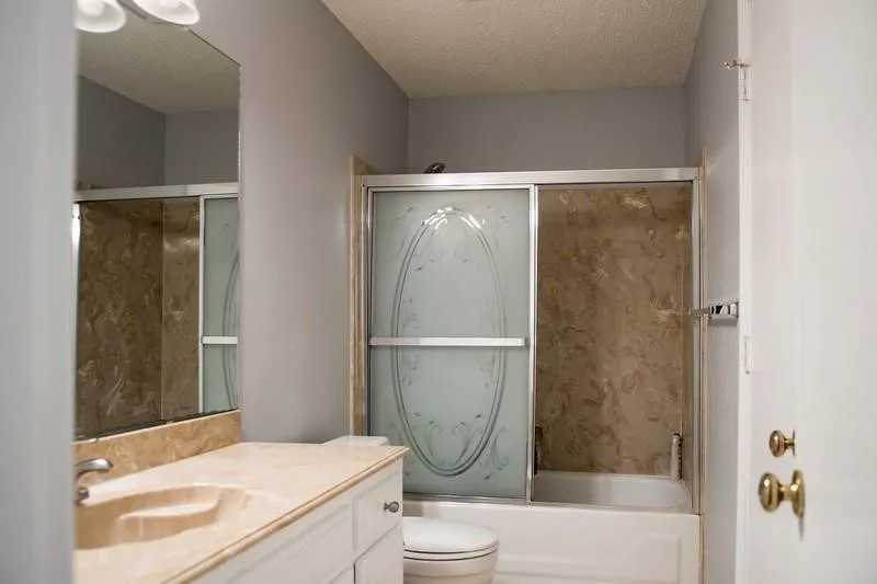 Duplex For Rent in Collin County , 1100 Wimbledon Lane, Plano, Texas 75075, 3 Bedroom, 2 Bathroom, 2 Garage spaces, 1,529 Sqft, built in 1984, mls#21294527, Real Estate Agent in Plano, Homes For Rent in Collin county, Homes For Rent in Plano, Realtor in Plano Texas, Real Estate Brokerage Independent Realty Texas, Luminita Cordes Realtor