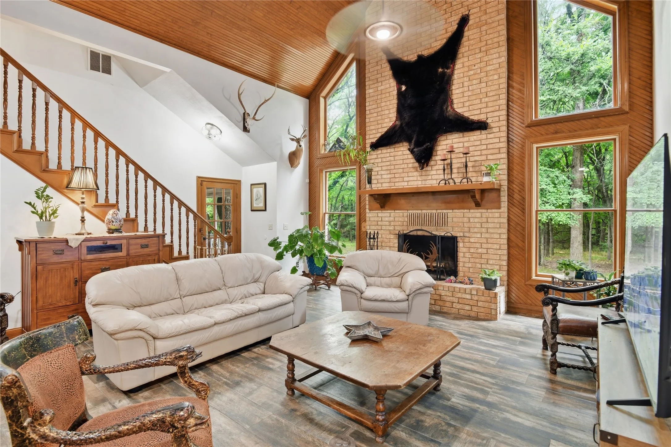 Single Family Residence For Sale in Collin County , 475 Wood Ridge Drive, New Hope, Texas 75071, 4 Bedroom, 4 Bathroom, 2 Garage spaces, 3,316 Sqft, built in 1984, mls#21292622, Real Estate Agent in New Hope, Homes For Sale in Collin county, Homes For Sale in New Hope, Realtor in New Hope Texas, Real Estate Brokerage Independent Realty Texas, Luminita Cordes Realtor
