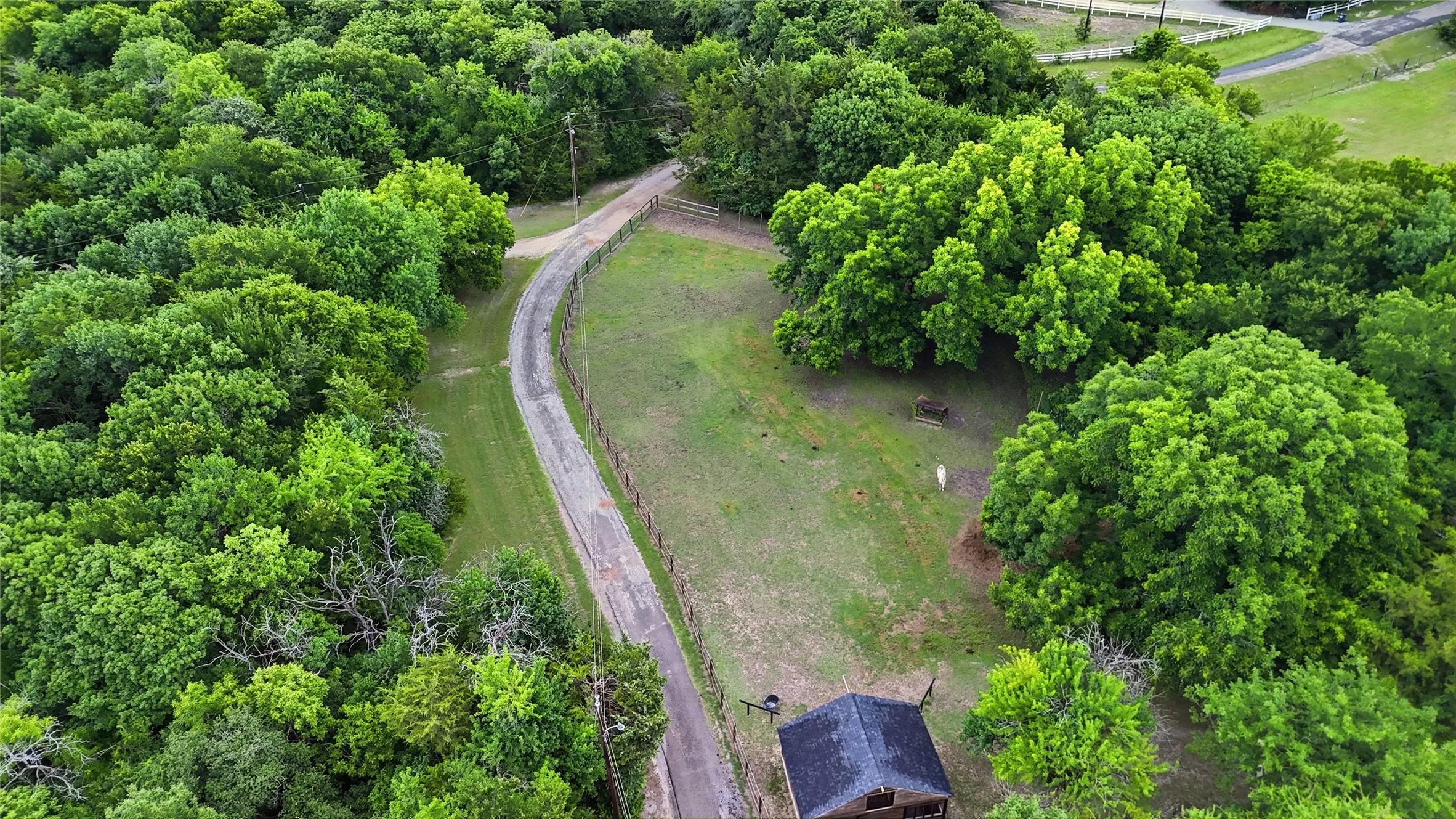 Single Family Residence For Sale in Collin County , 475 Wood Ridge Drive, New Hope, Texas 75071, 4 Bedroom, 4 Bathroom, 2 Garage spaces, 3,316 Sqft, built in 1984, mls#21292622, Real Estate Agent in New Hope, Homes For Sale in Collin county, Homes For Sale in New Hope, Realtor in New Hope Texas, Real Estate Brokerage Independent Realty Texas, Luminita Cordes Realtor