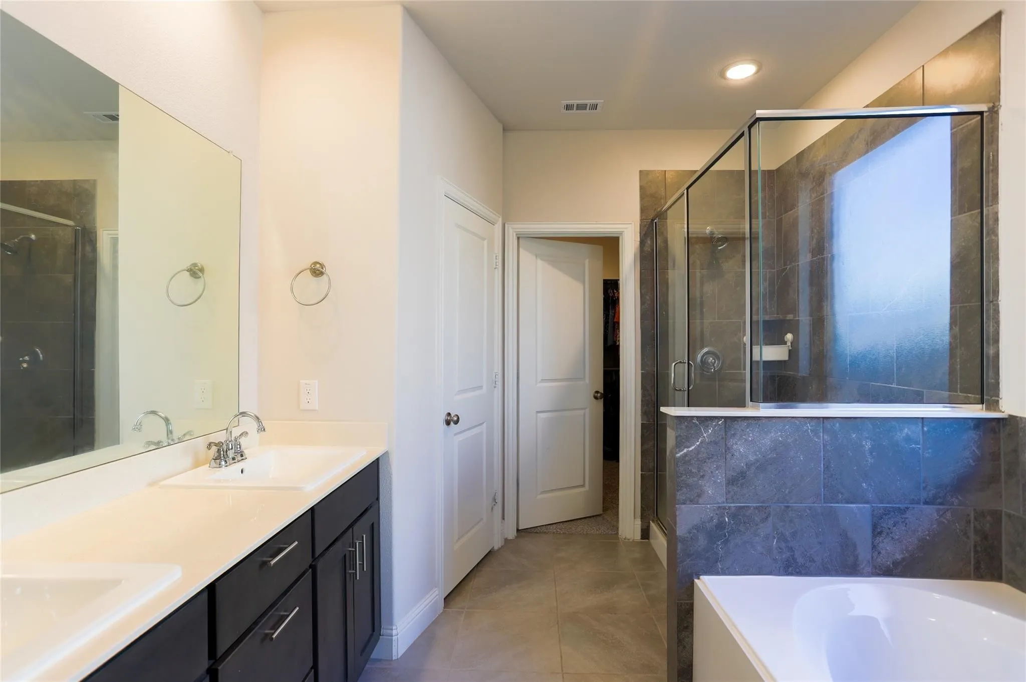 Single Family Residence For Rent in Collin County , 412 Christie Crossing, Celina, Texas 75009, 4 Bedrooms, 3 Bathrooms, 2 Garage spaces, 2,434 Sqft, built in 2021, Price $3,100, mls#21294528, Real Estate Agent in Celina, Homes For Rent in Collin county, Homes For Rent in Celina, Realtor in Celina Texas, Real Estate Brokerage Independent Realty Texas, Luminita Cordes Realtor