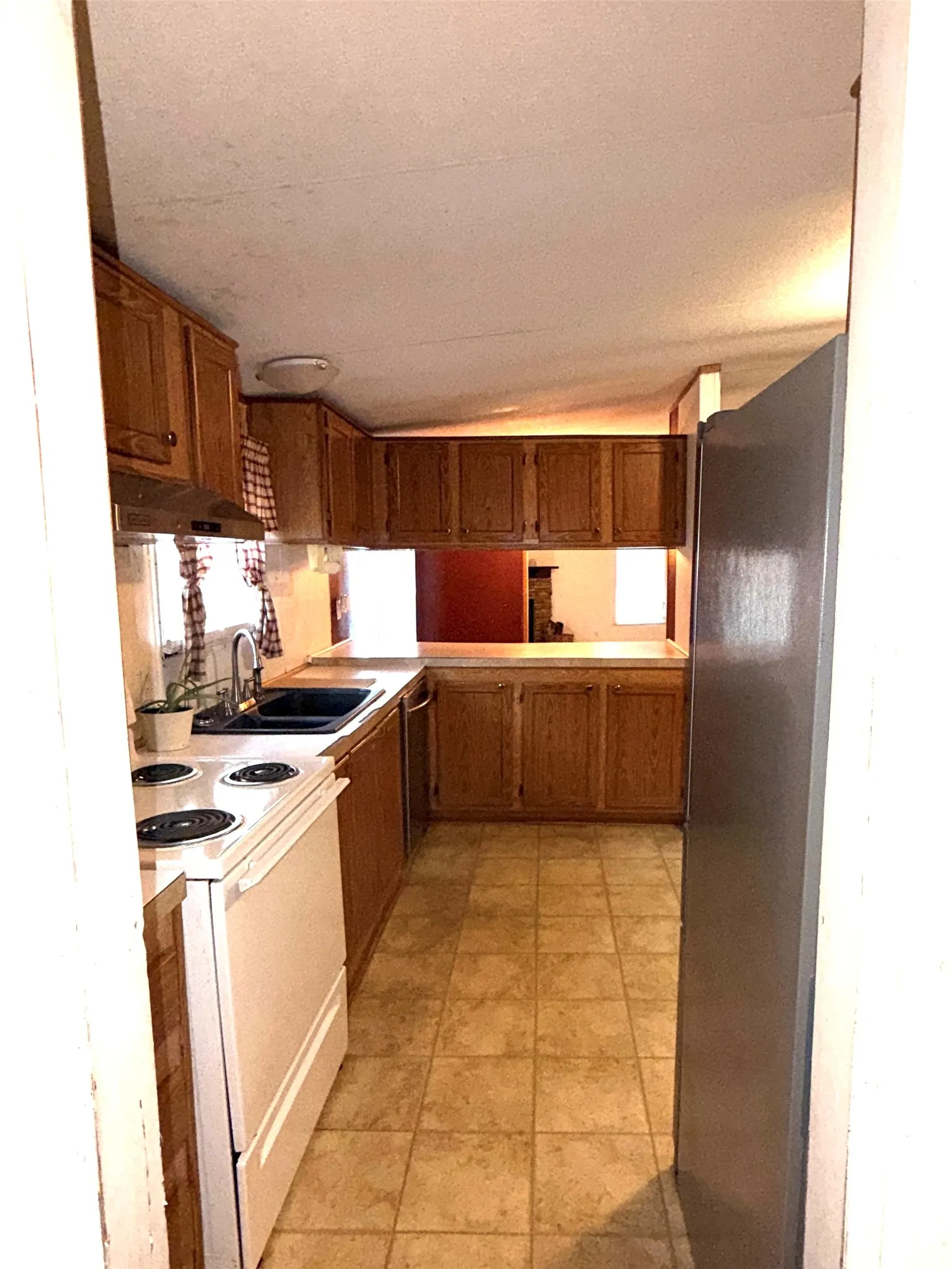 Manufactured Home For Sale in Johnson County , 1344 Honeysuckle Drive, Mansfield, Texas 76063, 3 Bedrooms, 2 Bathrooms, Garage spaces, 1,680 Sqft, built in 1996, Price $220,000, mls#21294328, Real Estate Agent in Mansfield, Homes For Sale in Johnson county, Homes For Sale in Mansfield, Realtor in Mansfield Texas, Real Estate Brokerage Independent Realty Texas, Luminita Cordes Realtor