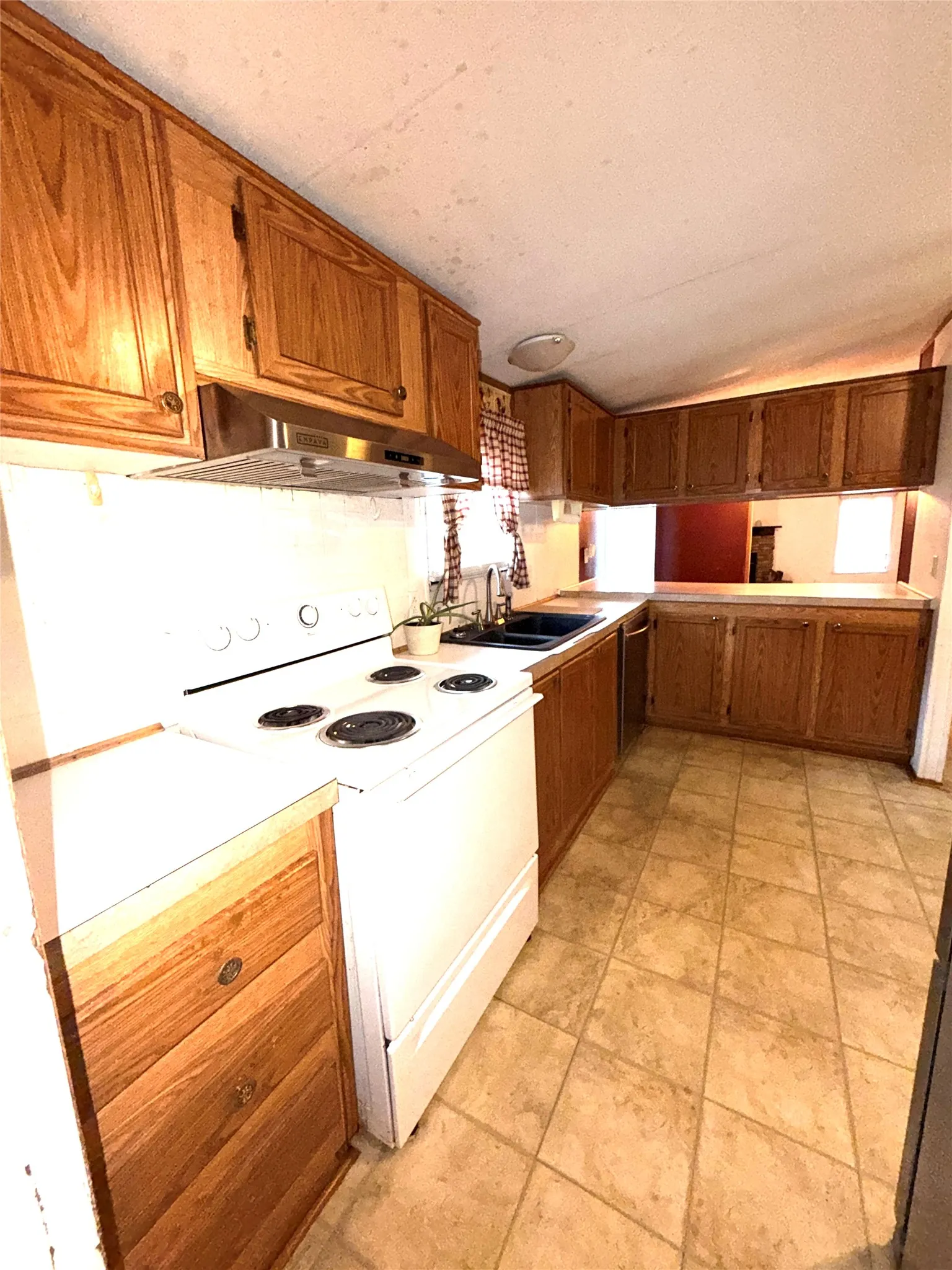 Manufactured Home For Sale in Johnson County , 1344 Honeysuckle Drive, Mansfield, Texas 76063, 3 Bedrooms, 2 Bathrooms, Garage spaces, 1,680 Sqft, built in 1996, Price $220,000, mls#21294328, Real Estate Agent in Mansfield, Homes For Sale in Johnson county, Homes For Sale in Mansfield, Realtor in Mansfield Texas, Real Estate Brokerage Independent Realty Texas, Luminita Cordes Realtor