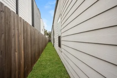 Single Family Residence For Rent in Dallas County , 2216 Dyson Street, Dallas, Texas 75215, 3 Bedroom, 2 Bathroom, Garage spaces, 1,056 Sqft, built in 2023, mls#21294544, Real Estate Agent in Dallas, Homes For Rent in Dallas county, Homes For Rent in Dallas, Realtor in Dallas Texas, Real Estate Brokerage Independent Realty Texas, Luminita Cordes Realtor