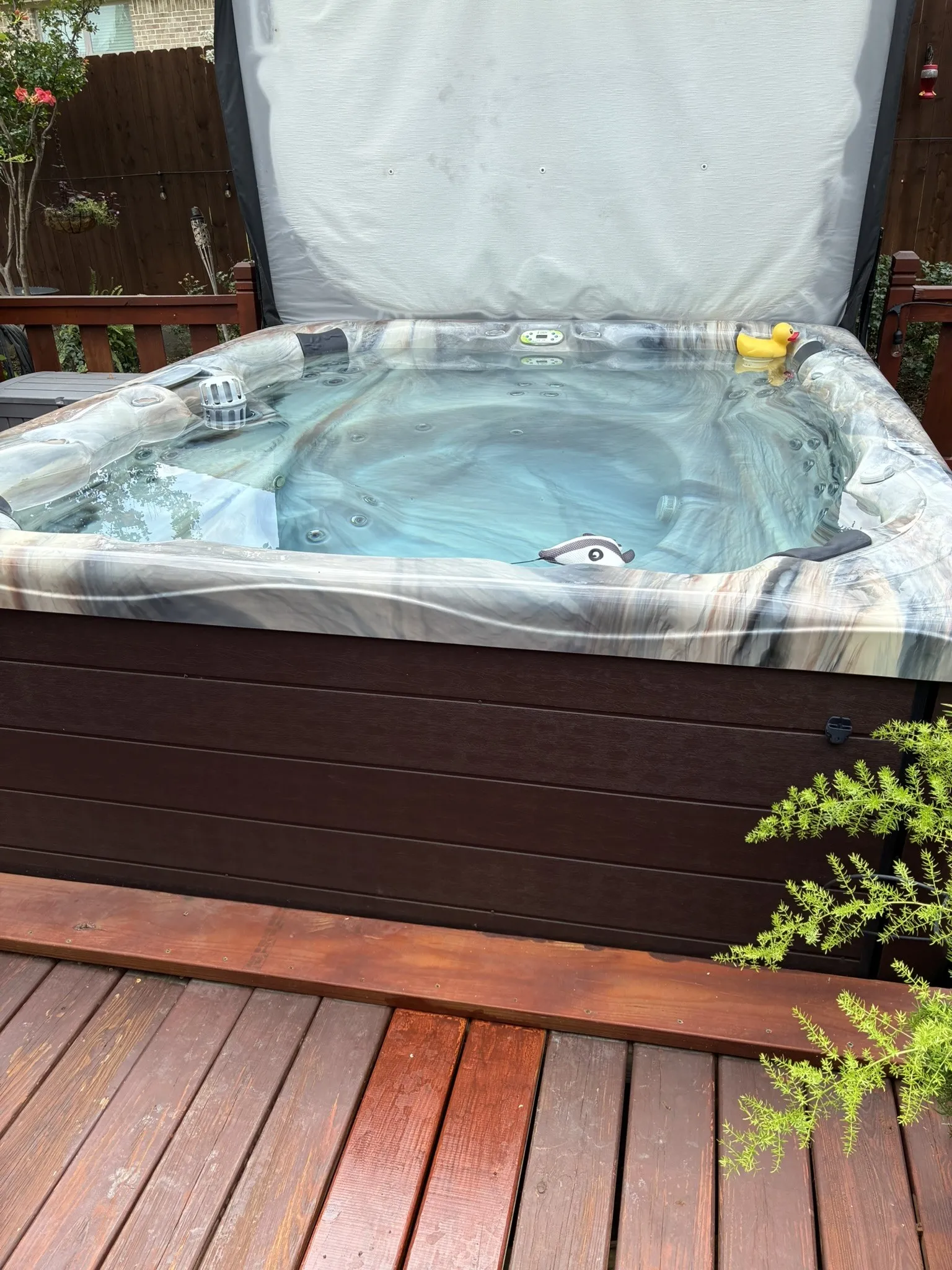 Eight Seater Hot Tub