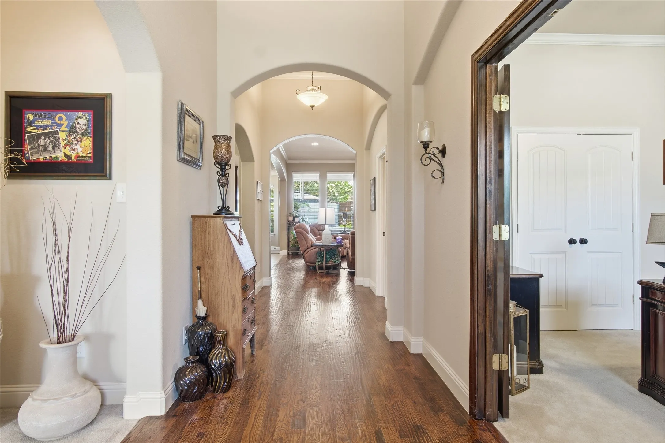 Roman Vaulted Entry