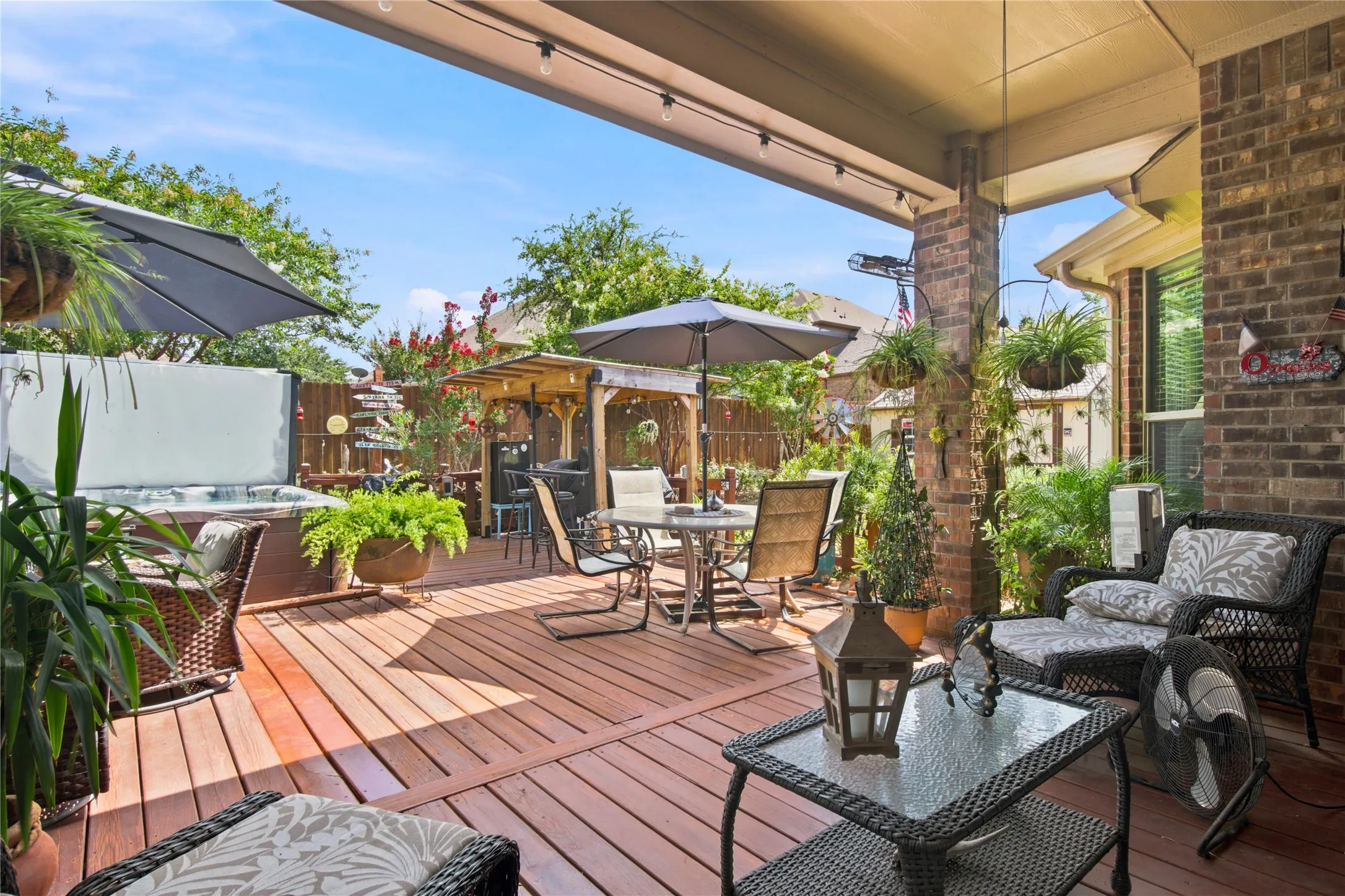 Gorgeous Redwood Patio