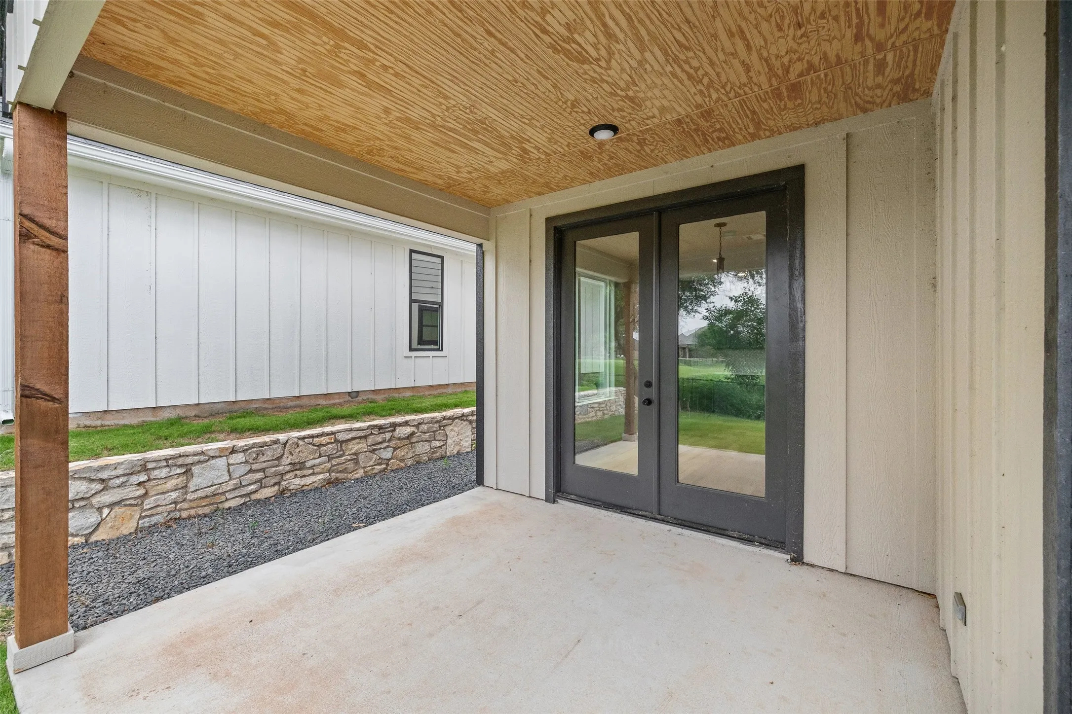 Single Family Residence For Sale in Hood County , 1012 Mustang Trail, Granbury, Texas 76049, 3 Bedroom, 2 Bathroom, 2 Garage spaces, 1,572 Sqft, built in 2026, mls#21294391, Real Estate Agent in Granbury, Homes For Sale in Hood county, Homes For Sale in Granbury, Realtor in Granbury Texas, Real Estate Brokerage Independent Realty Texas, Luminita Cordes Realtor