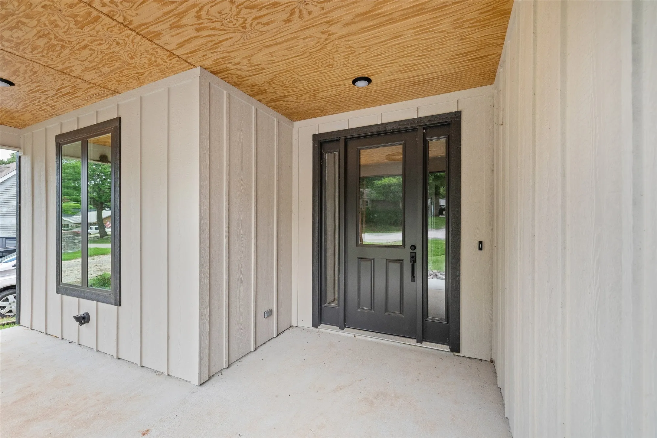Single Family Residence For Sale in Hood County , 1012 Mustang Trail, Granbury, Texas 76049, 3 Bedroom, 2 Bathroom, 2 Garage spaces, 1,572 Sqft, built in 2026, mls#21294391, Real Estate Agent in Granbury, Homes For Sale in Hood county, Homes For Sale in Granbury, Realtor in Granbury Texas, Real Estate Brokerage Independent Realty Texas, Luminita Cordes Realtor