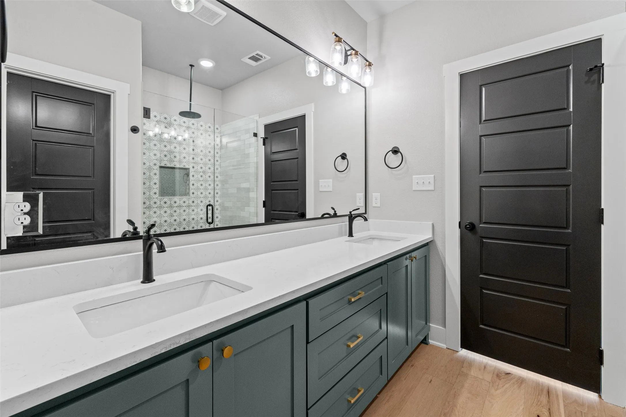 Single Family Residence For Sale in Hood County , 1012 Mustang Trail, Granbury, Texas 76049, 3 Bedroom, 2 Bathroom, 2 Garage spaces, 1,572 Sqft, built in 2026, mls#21294391, Real Estate Agent in Granbury, Homes For Sale in Hood county, Homes For Sale in Granbury, Realtor in Granbury Texas, Real Estate Brokerage Independent Realty Texas, Luminita Cordes Realtor
