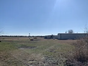 Industrial For Rent in Fannin County , 309 US 69, Trenton, Texas 75490, 0, 0, Garage spaces, 0 Sqft, built in 2001, Price $14, mls#21294578, Real Estate Agent in Trenton, Homes For Rent in Fannin county, Homes For Rent in Trenton, Realtor in Trenton Texas, Real Estate Brokerage Independent Realty Texas, Luminita Cordes Realtor