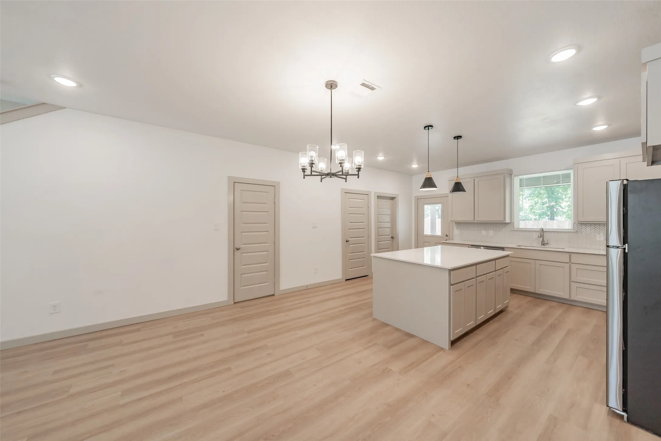 Duplex For Rent in Wise County , 211 Trinity Street, Bridgeport, Texas 76426, 3 Bedroom, 3 Bathroom, Garage spaces, 1,459 Sqft, built in 2025, mls#21294574, Real Estate Agent in Bridgeport, Homes For Rent in Wise county, Homes For Rent in Bridgeport, Realtor in Bridgeport Texas, Real Estate Brokerage Independent Realty Texas, Luminita Cordes Realtor