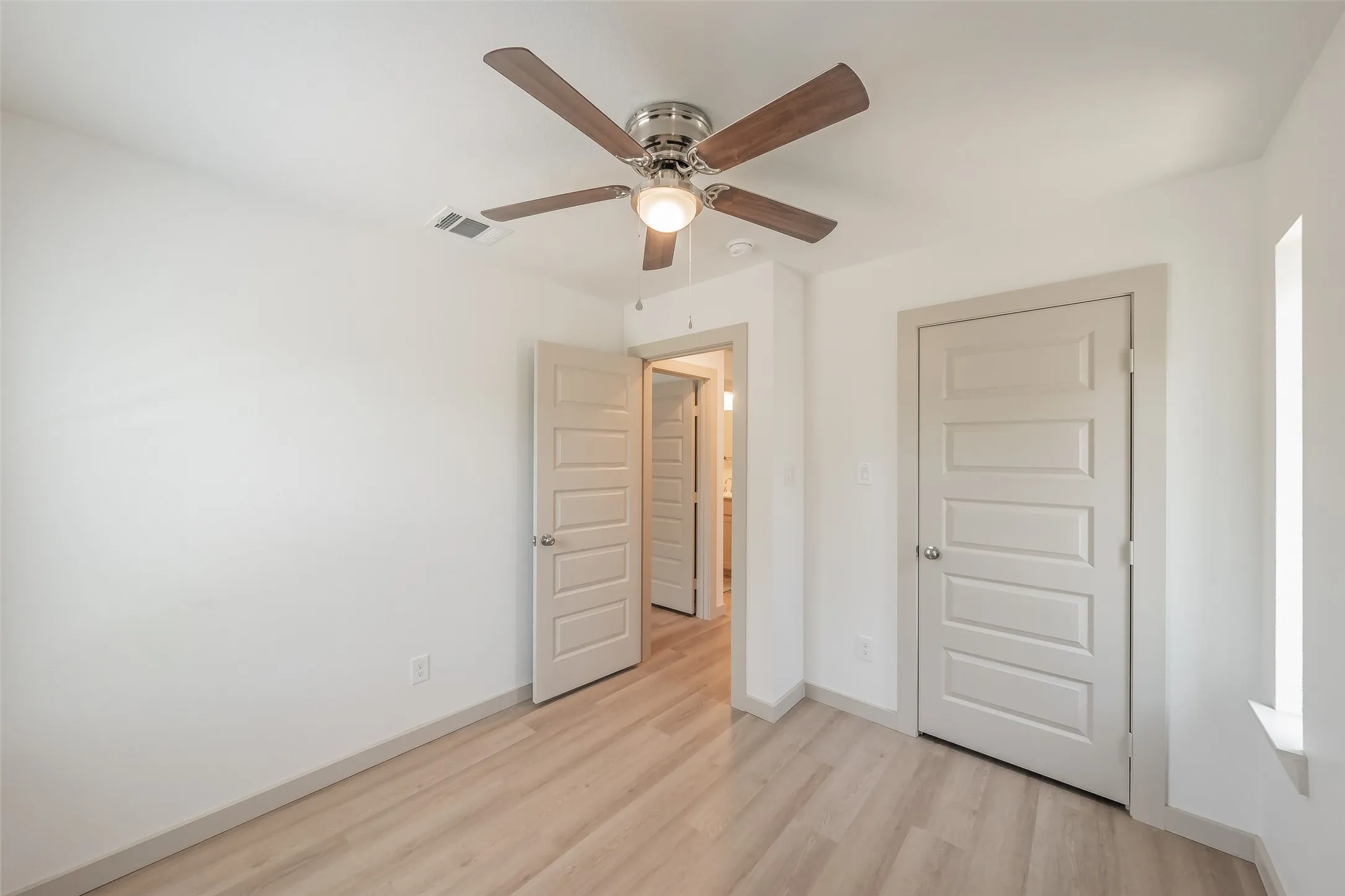 Duplex For Rent in Wise County , 211 Trinity Street, Bridgeport, Texas 76426, 3 Bedroom, 3 Bathroom, Garage spaces, 1,459 Sqft, built in 2025, mls#21294574, Real Estate Agent in Bridgeport, Homes For Rent in Wise county, Homes For Rent in Bridgeport, Realtor in Bridgeport Texas, Real Estate Brokerage Independent Realty Texas, Luminita Cordes Realtor