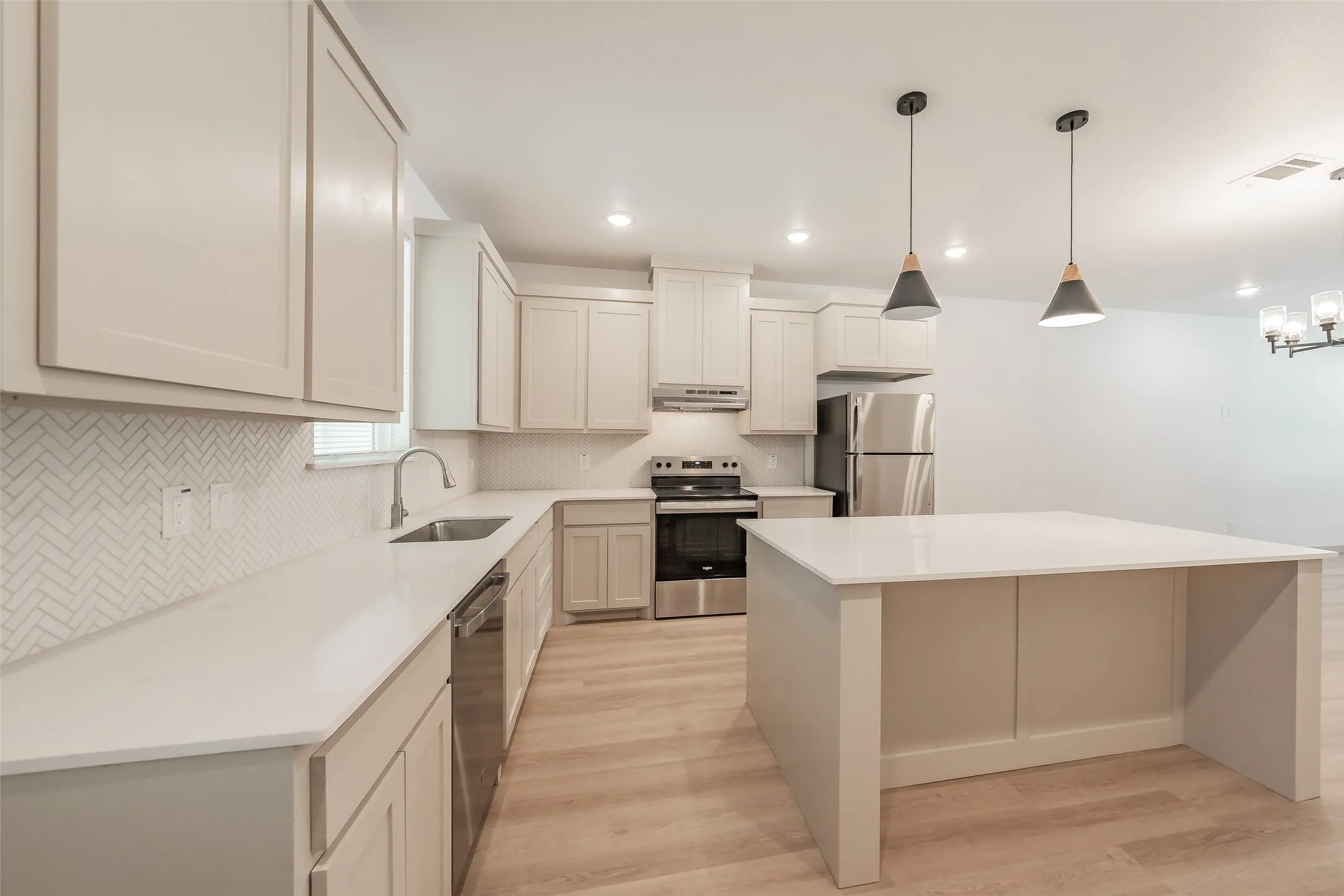 Duplex For Rent in Wise County , 211 Trinity Street, Bridgeport, Texas 76426, 3 Bedroom, 3 Bathroom, Garage spaces, 1,459 Sqft, built in 2025, mls#21294574, Real Estate Agent in Bridgeport, Homes For Rent in Wise county, Homes For Rent in Bridgeport, Realtor in Bridgeport Texas, Real Estate Brokerage Independent Realty Texas, Luminita Cordes Realtor