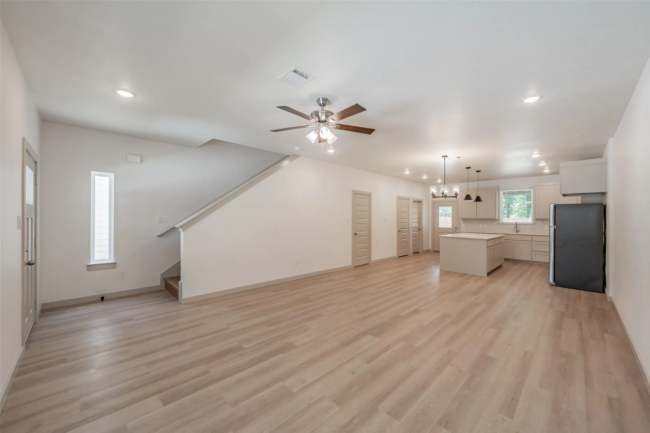 Duplex For Rent in Wise County , 211 Trinity Street, Bridgeport, Texas 76426, 3 Bedroom, 3 Bathroom, Garage spaces, 1,459 Sqft, built in 2025, mls#21294574, Real Estate Agent in Bridgeport, Homes For Rent in Wise county, Homes For Rent in Bridgeport, Realtor in Bridgeport Texas, Real Estate Brokerage Independent Realty Texas, Luminita Cordes Realtor