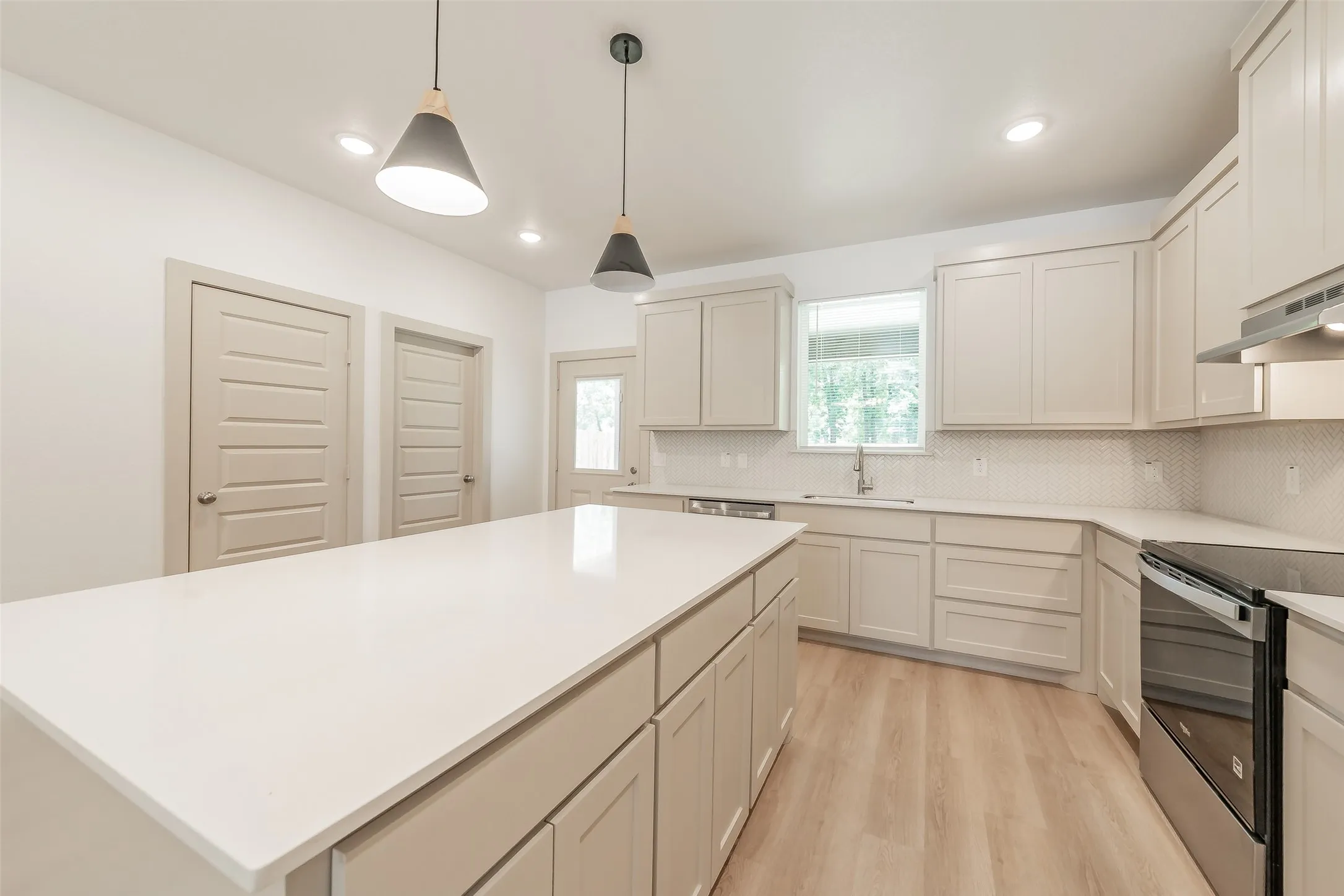 Duplex For Rent in Wise County , 211 Trinity Street, Bridgeport, Texas 76426, 3 Bedroom, 3 Bathroom, Garage spaces, 1,459 Sqft, built in 2025, mls#21294574, Real Estate Agent in Bridgeport, Homes For Rent in Wise county, Homes For Rent in Bridgeport, Realtor in Bridgeport Texas, Real Estate Brokerage Independent Realty Texas, Luminita Cordes Realtor