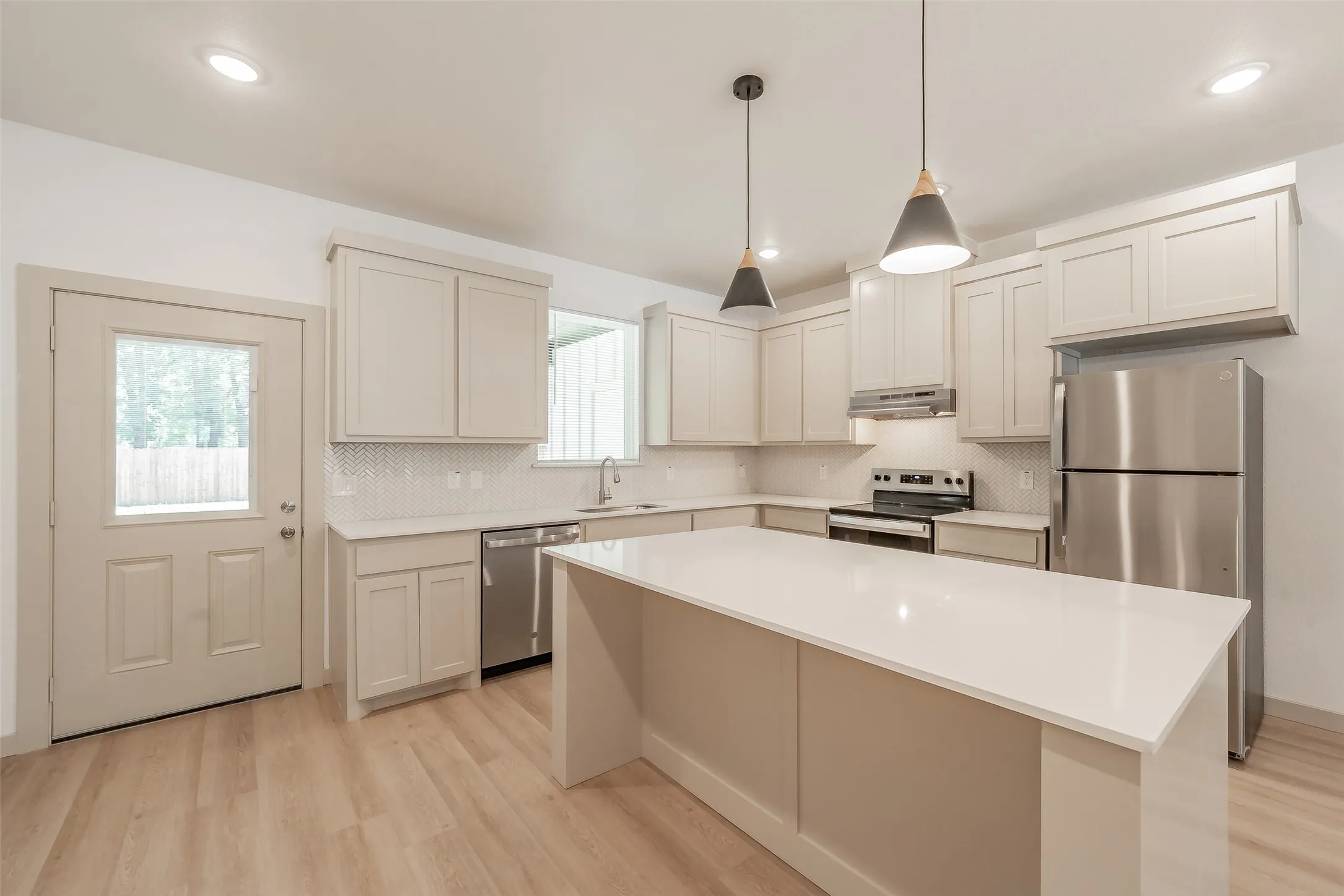 Duplex For Rent in Wise County , 211 Trinity Street, Bridgeport, Texas 76426, 3 Bedroom, 3 Bathroom, Garage spaces, 1,459 Sqft, built in 2025, mls#21294574, Real Estate Agent in Bridgeport, Homes For Rent in Wise county, Homes For Rent in Bridgeport, Realtor in Bridgeport Texas, Real Estate Brokerage Independent Realty Texas, Luminita Cordes Realtor