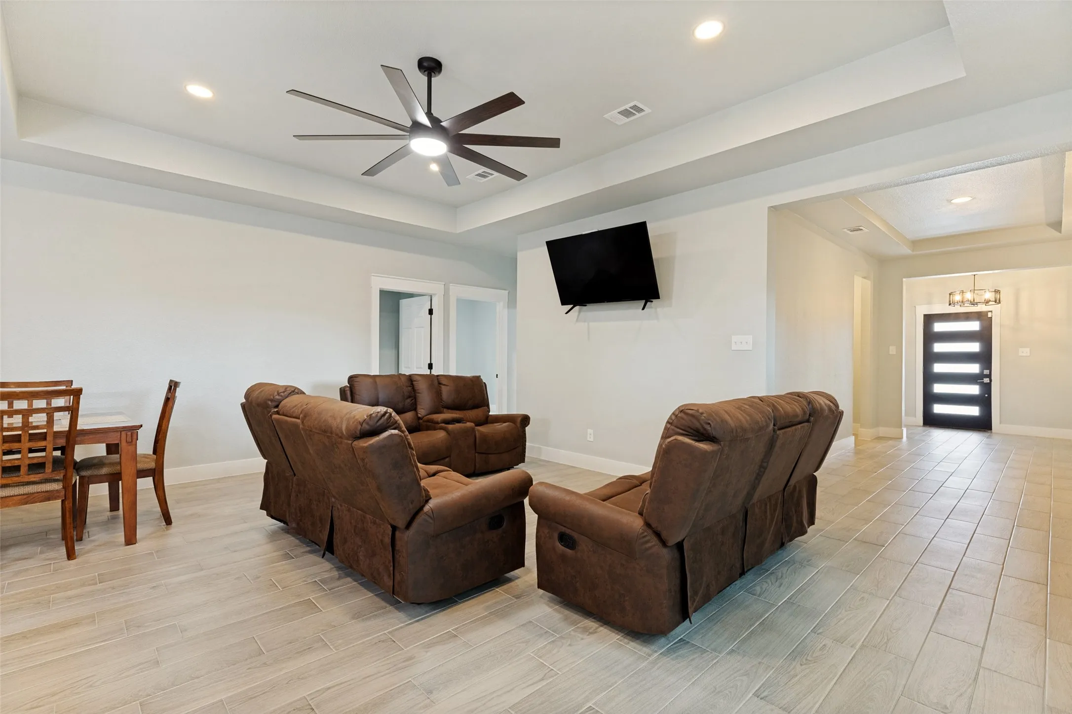 Single Family Residence For Sale in Tarrant County , 11334 Golden Triangle Circle, Fort Worth, Texas 76244, 3 Bedroom, 2 Bathroom, 2 Garage spaces, 1,619 Sqft, built in 2025, mls#21292377, Real Estate Agent in Fort Worth, Homes For Sale in Tarrant county, Homes For Sale in Fort Worth, Realtor in Fort Worth Texas, Real Estate Brokerage Independent Realty Texas, Luminita Cordes Realtor