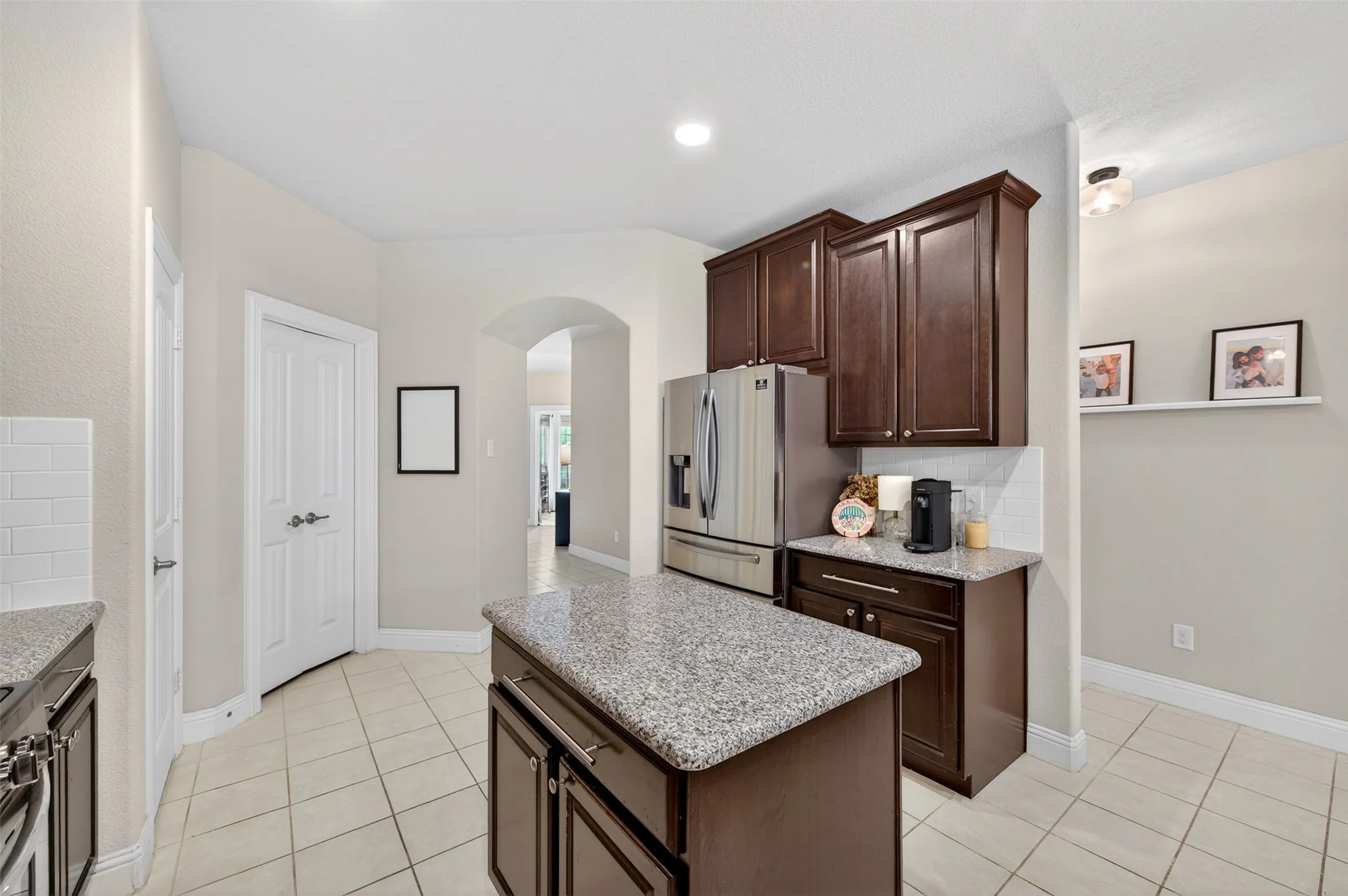 Single Family Residence For Sale in Denton County , 3704 Wrexham Street, Frisco, Texas 75036, 3 Bedrooms, 2 Bathrooms, 2 Garage spaces, 1,862 Sqft, built in 2015, Price $409,000, mls#21294573, Real Estate Agent in Frisco, Homes For Sale in Denton county, Homes For Sale in Frisco, Realtor in Frisco Texas, Real Estate Brokerage Independent Realty Texas, Luminita Cordes Realtor