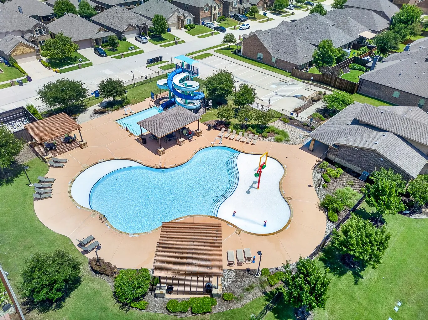 Single Family Residence For Sale in Denton County , 3704 Wrexham Street, Frisco, Texas 75036, 3 Bedrooms, 2 Bathrooms, 2 Garage spaces, 1,862 Sqft, built in 2015, Price $409,000, mls#21294573, Real Estate Agent in Frisco, Homes For Sale in Denton county, Homes For Sale in Frisco, Realtor in Frisco Texas, Real Estate Brokerage Independent Realty Texas, Luminita Cordes Realtor