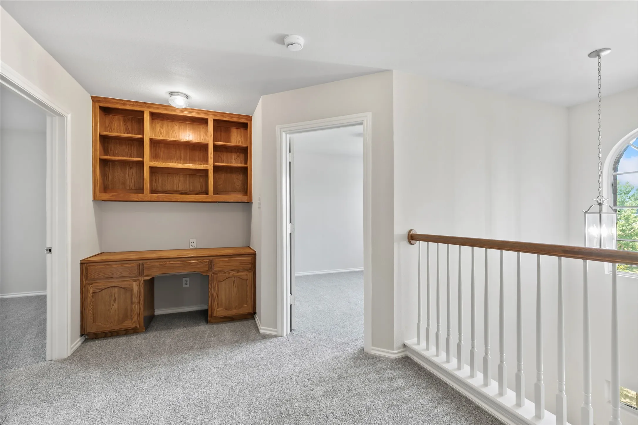 Single Family Residence For Rent in Tarrant County , 3904 Grantsville Drive, Fort Worth, Texas 76244, 4 Bedroom, 3 Bathroom, 2 Garage spaces, 2,446 Sqft, built in 2004, mls#21294595, Real Estate Agent in Fort Worth, Homes For Rent in Tarrant county, Homes For Rent in Fort Worth, Realtor in Fort Worth Texas, Real Estate Brokerage Independent Realty Texas, Luminita Cordes Realtor