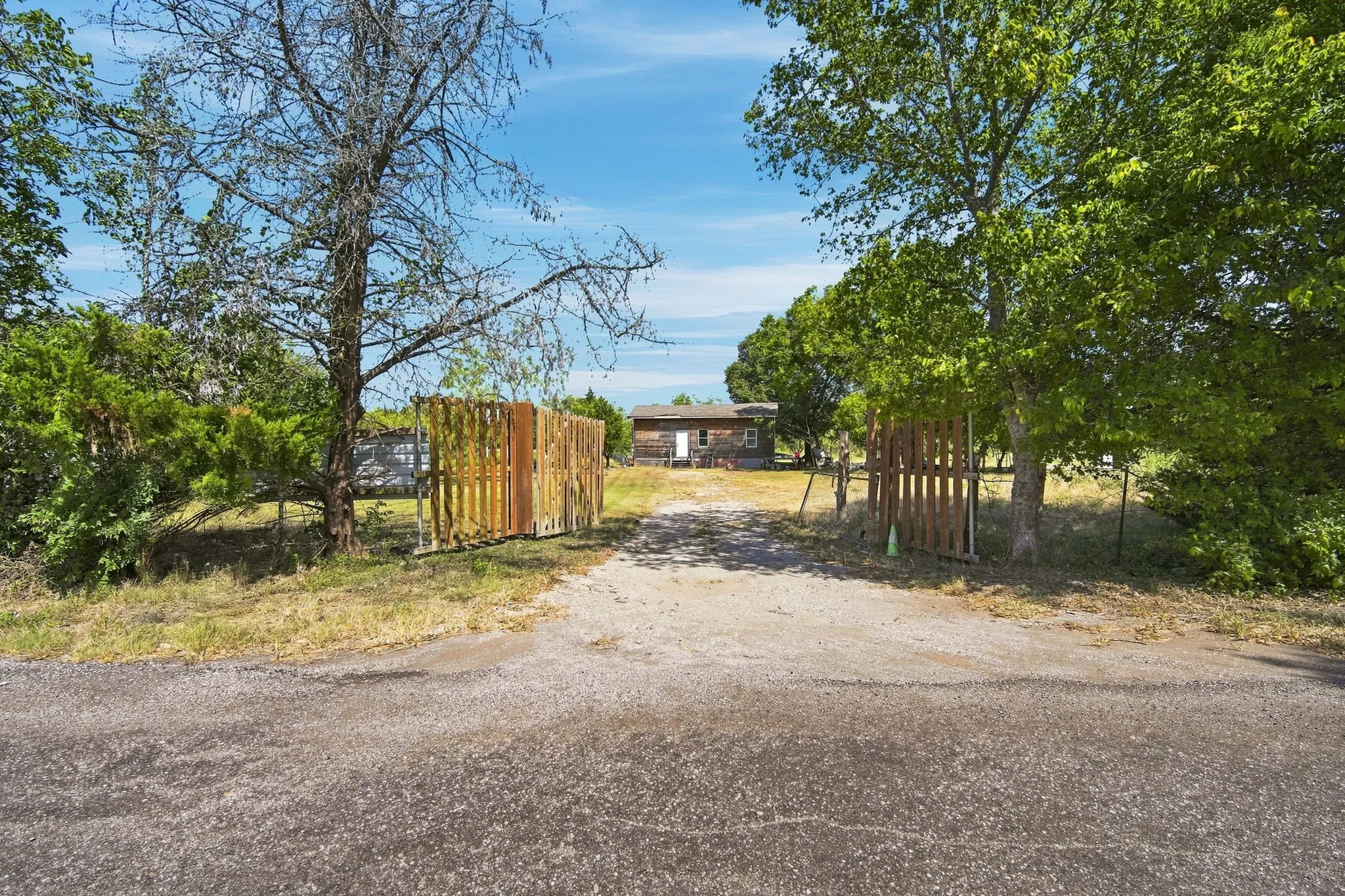 Improved Land For Sale in Navarro County , 16550 NW COUNTY ROAD 3120, Purdon, Texas 76679, 0, 0, Garage spaces, 0 Sqft, built in 2022, mls#21294627, Real Estate Agent in Purdon, Homes For Sale in Navarro county, Homes For Sale in Purdon, Realtor in Purdon Texas, Real Estate Brokerage Independent Realty Texas, Luminita Cordes Realtor