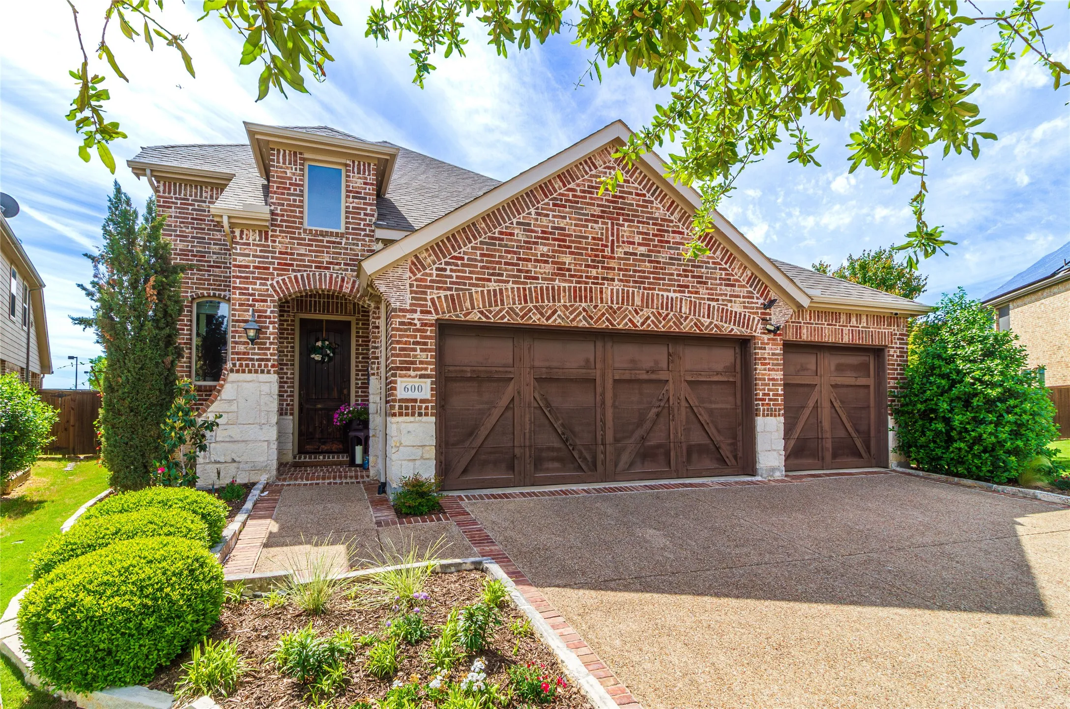 Single Family Residence For Rent in Denton County , 600 Wiltshire Boulevard, Lewisville, Texas 75056, 4 Bedroom, 3 Bathroom, 3 Garage spaces, 2,766 Sqft, built in 2016, mls#21294633, Real Estate Agent in Lewisville, Homes For Rent in Denton county, Homes For Rent in Lewisville, Realtor in Lewisville Texas, Real Estate Brokerage Independent Realty Texas, Luminita Cordes Realtor