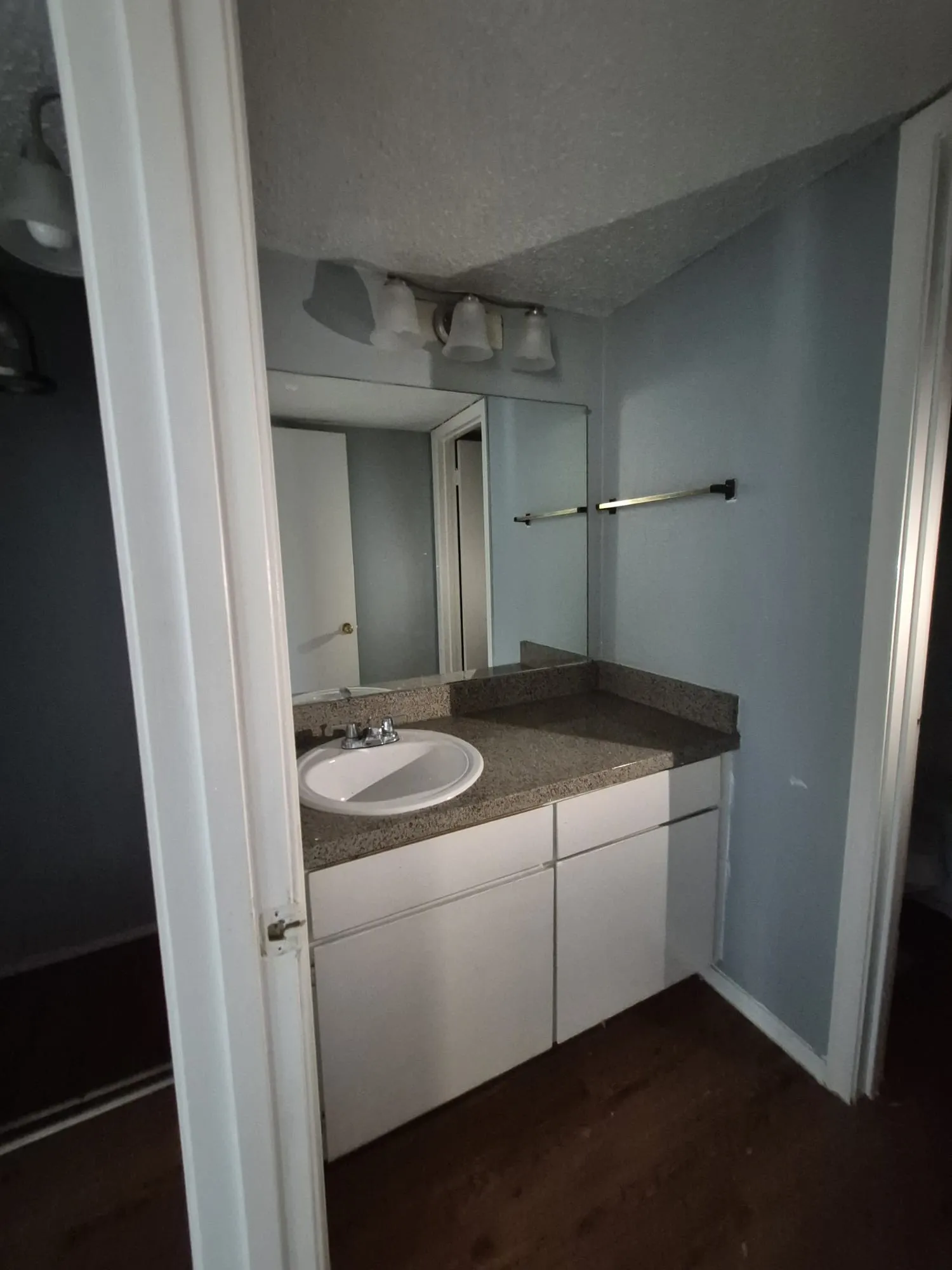 Condominium For Rent in Dallas County , 2315 Trellis Place, Richardson, Texas 75081, 3 Bedroom, 3 Bathroom, Garage spaces, 1,314 Sqft, built in 1973, mls#21290055, Real Estate Agent in Richardson, Homes For Rent in Dallas county, Homes For Rent in Richardson, Realtor in Richardson Texas, Real Estate Brokerage Independent Realty Texas, Luminita Cordes Realtor