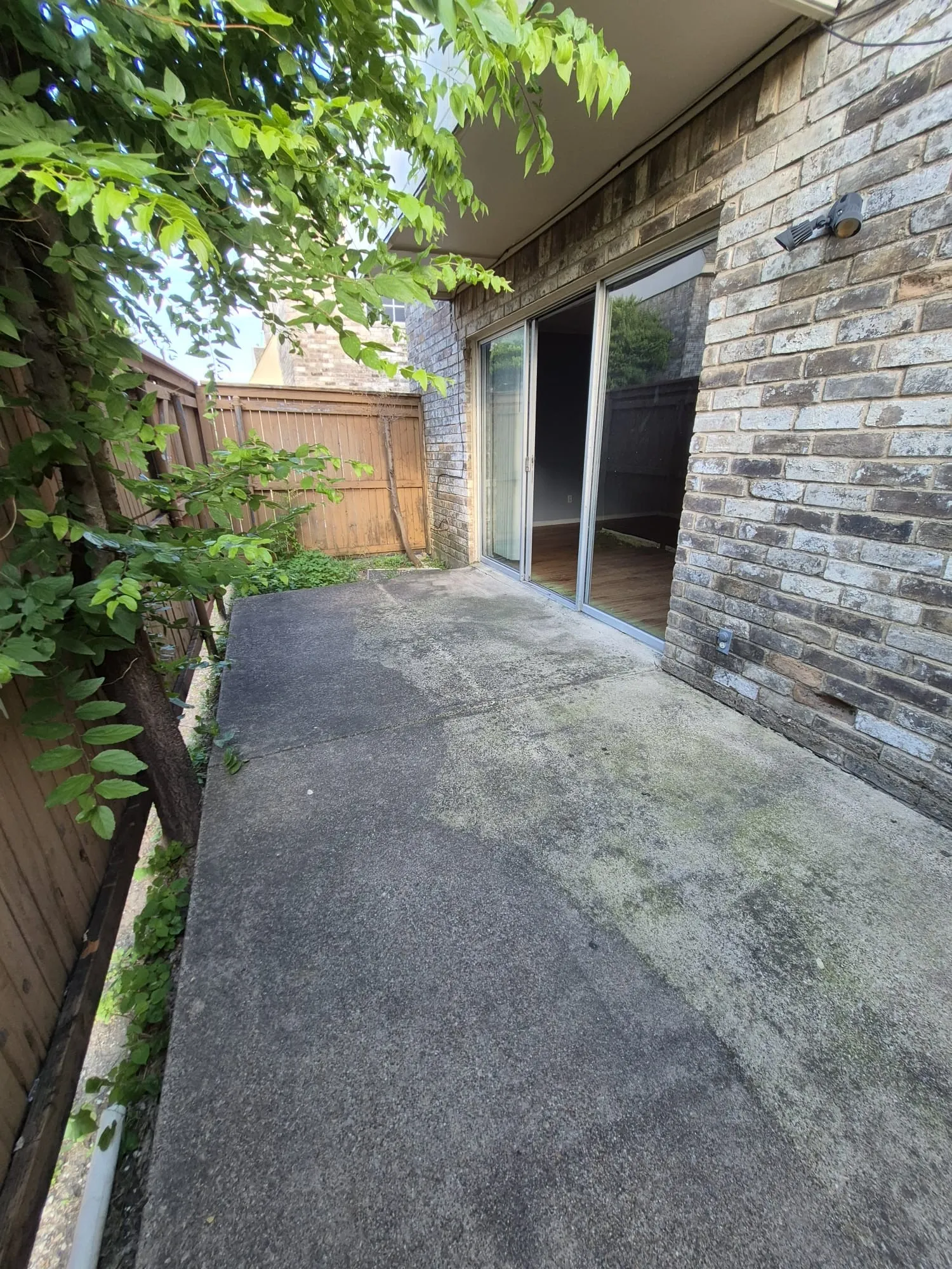 Condominium For Rent in Dallas County , 2315 Trellis Place, Richardson, Texas 75081, 3 Bedroom, 3 Bathroom, Garage spaces, 1,314 Sqft, built in 1973, mls#21290055, Real Estate Agent in Richardson, Homes For Rent in Dallas county, Homes For Rent in Richardson, Realtor in Richardson Texas, Real Estate Brokerage Independent Realty Texas, Luminita Cordes Realtor