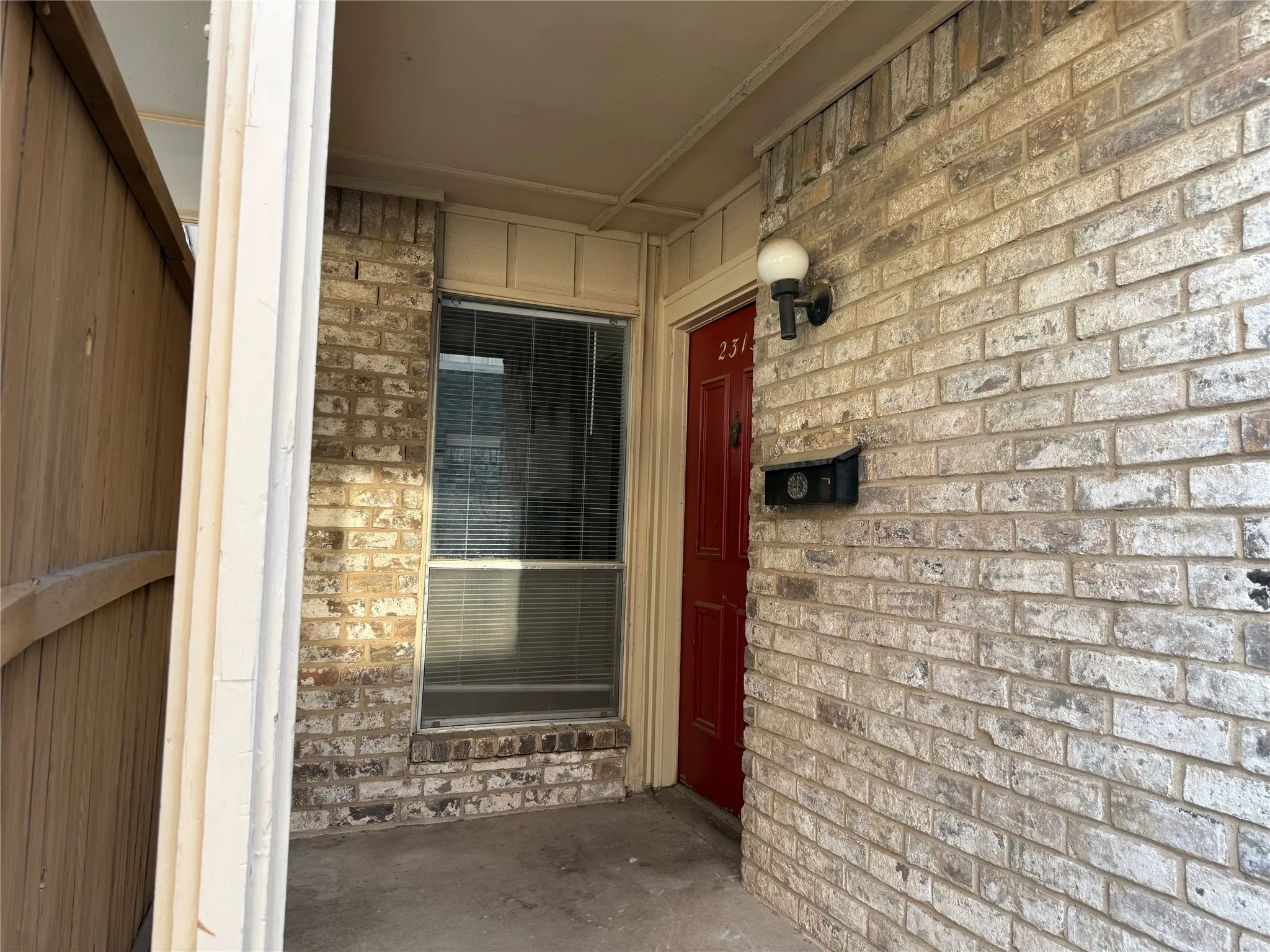 Condominium For Rent in Dallas County , 2315 Trellis Place, Richardson, Texas 75081, 3 Bedroom, 3 Bathroom, Garage spaces, 1,314 Sqft, built in 1973, mls#21290055, Real Estate Agent in Richardson, Homes For Rent in Dallas county, Homes For Rent in Richardson, Realtor in Richardson Texas, Real Estate Brokerage Independent Realty Texas, Luminita Cordes Realtor