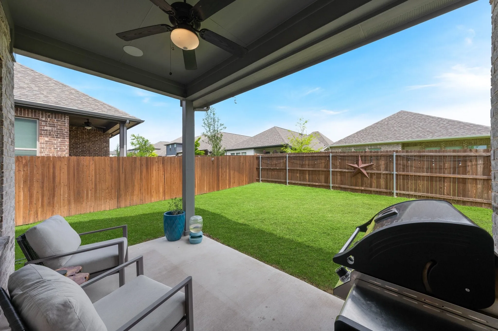 Single Family Residence For Sale in Rockwall County , 3131 Elmwood Street, Fate, Texas 75087, 5 Bedroom, 3 Bathroom, 2 Garage spaces, 2,497 Sqft, built in 2024, mls#21294531, Real Estate Agent in Fate, Homes For Sale in Rockwall county, Homes For Sale in Fate, Realtor in Fate Texas, Real Estate Brokerage Independent Realty Texas, Luminita Cordes Realtor