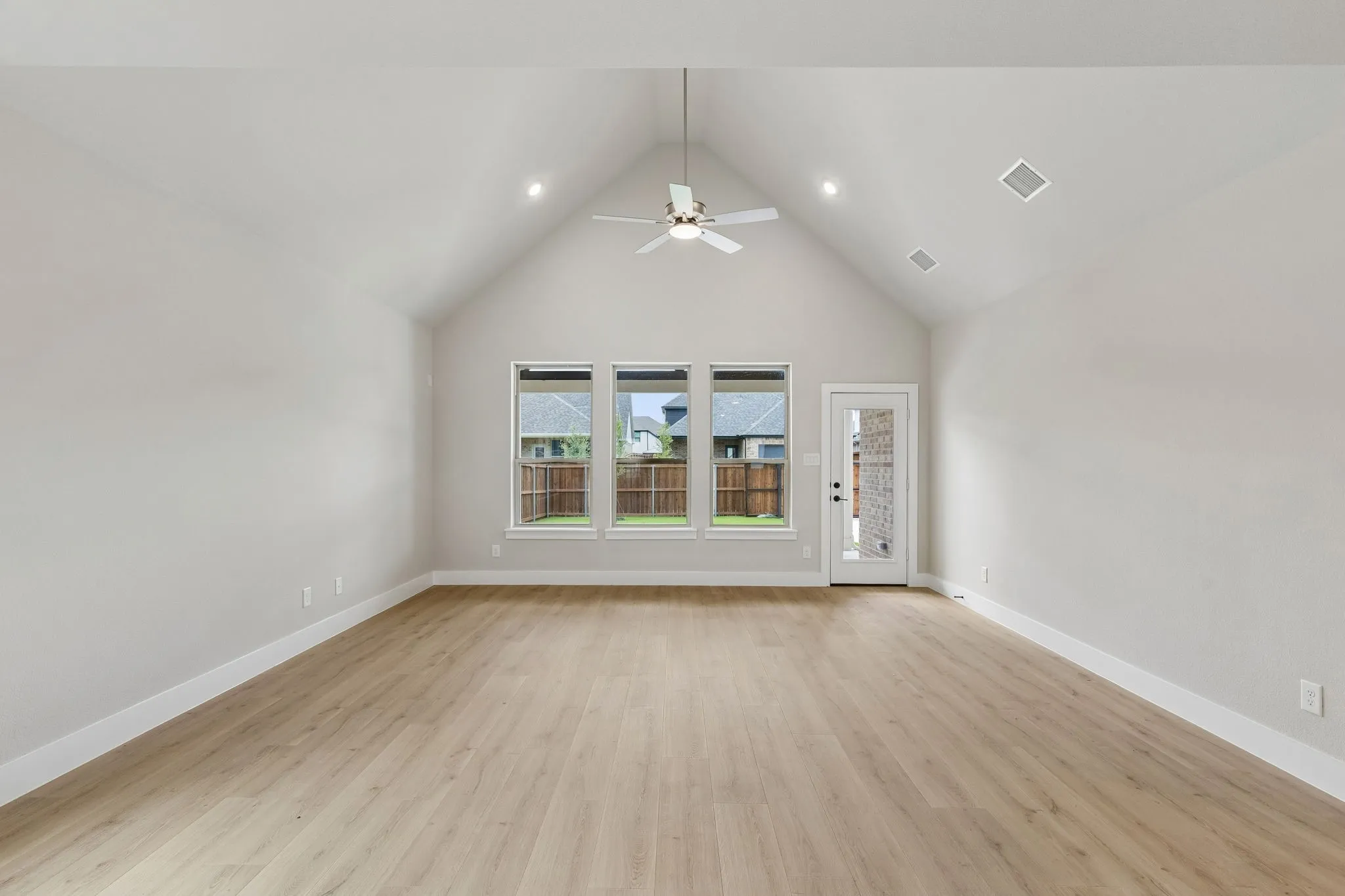 Single Family Residence For Sale in Ellis County , 2259 Railhead Trail, Waxahachie, Texas 75165, 4 Bedroom, 4 Bathroom, 2 Garage spaces, 2,779 Sqft, built in 2026, mls#21294672, Real Estate Agent in Waxahachie, Homes For Sale in Ellis county, Homes For Sale in Waxahachie, Realtor in Waxahachie Texas, Real Estate Brokerage Independent Realty Texas, Luminita Cordes Realtor