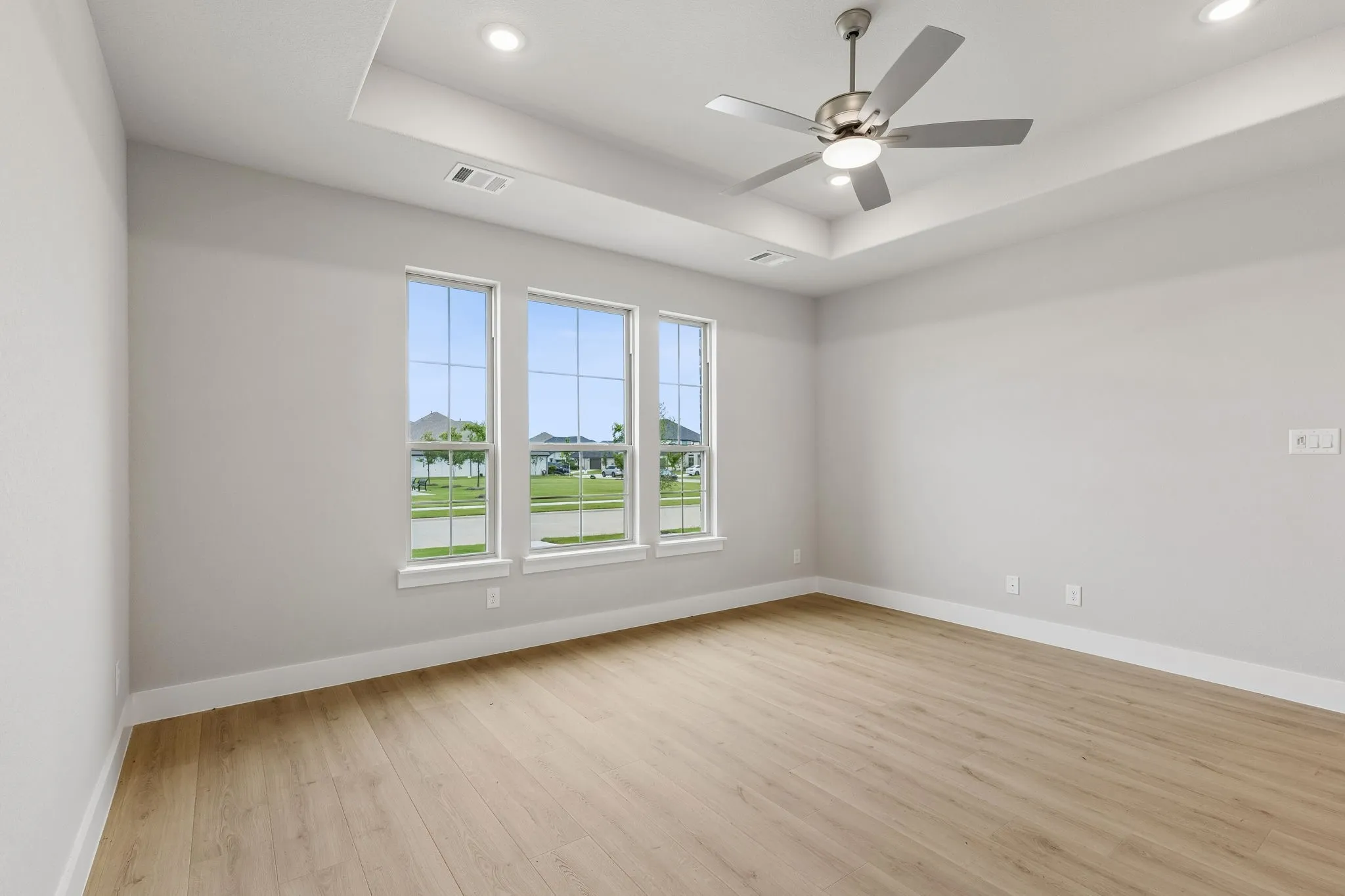 Single Family Residence For Sale in Ellis County , 2259 Railhead Trail, Waxahachie, Texas 75165, 4 Bedroom, 4 Bathroom, 2 Garage spaces, 2,779 Sqft, built in 2026, mls#21294672, Real Estate Agent in Waxahachie, Homes For Sale in Ellis county, Homes For Sale in Waxahachie, Realtor in Waxahachie Texas, Real Estate Brokerage Independent Realty Texas, Luminita Cordes Realtor