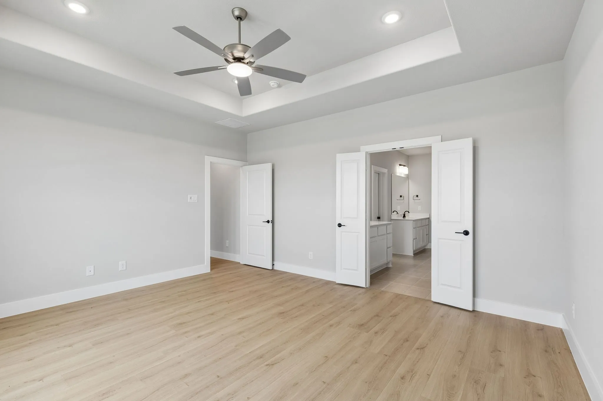 Single Family Residence For Sale in Ellis County , 2259 Railhead Trail, Waxahachie, Texas 75165, 4 Bedroom, 4 Bathroom, 2 Garage spaces, 2,779 Sqft, built in 2026, mls#21294672, Real Estate Agent in Waxahachie, Homes For Sale in Ellis county, Homes For Sale in Waxahachie, Realtor in Waxahachie Texas, Real Estate Brokerage Independent Realty Texas, Luminita Cordes Realtor
