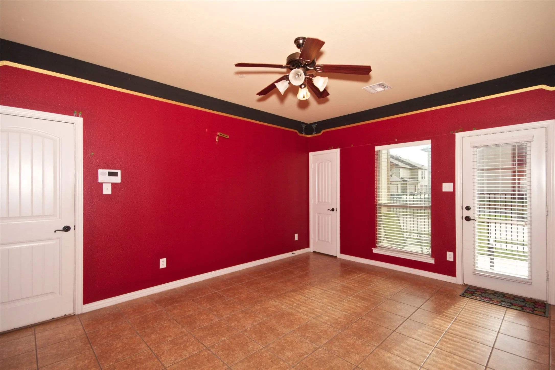 Townhouse For Rent in Collin County , 8709 Trolley Trail, Mc Kinney, Texas 75070, 3 Bedroom, 3 Bathroom, 2 Garage spaces, 2,219 Sqft, built in 2006, mls#21294677, Real Estate Agent in Mc Kinney, Homes For Rent in Collin county, Homes For Rent in Mc Kinney, Realtor in Mc Kinney Texas, Real Estate Brokerage Independent Realty Texas, Luminita Cordes Realtor