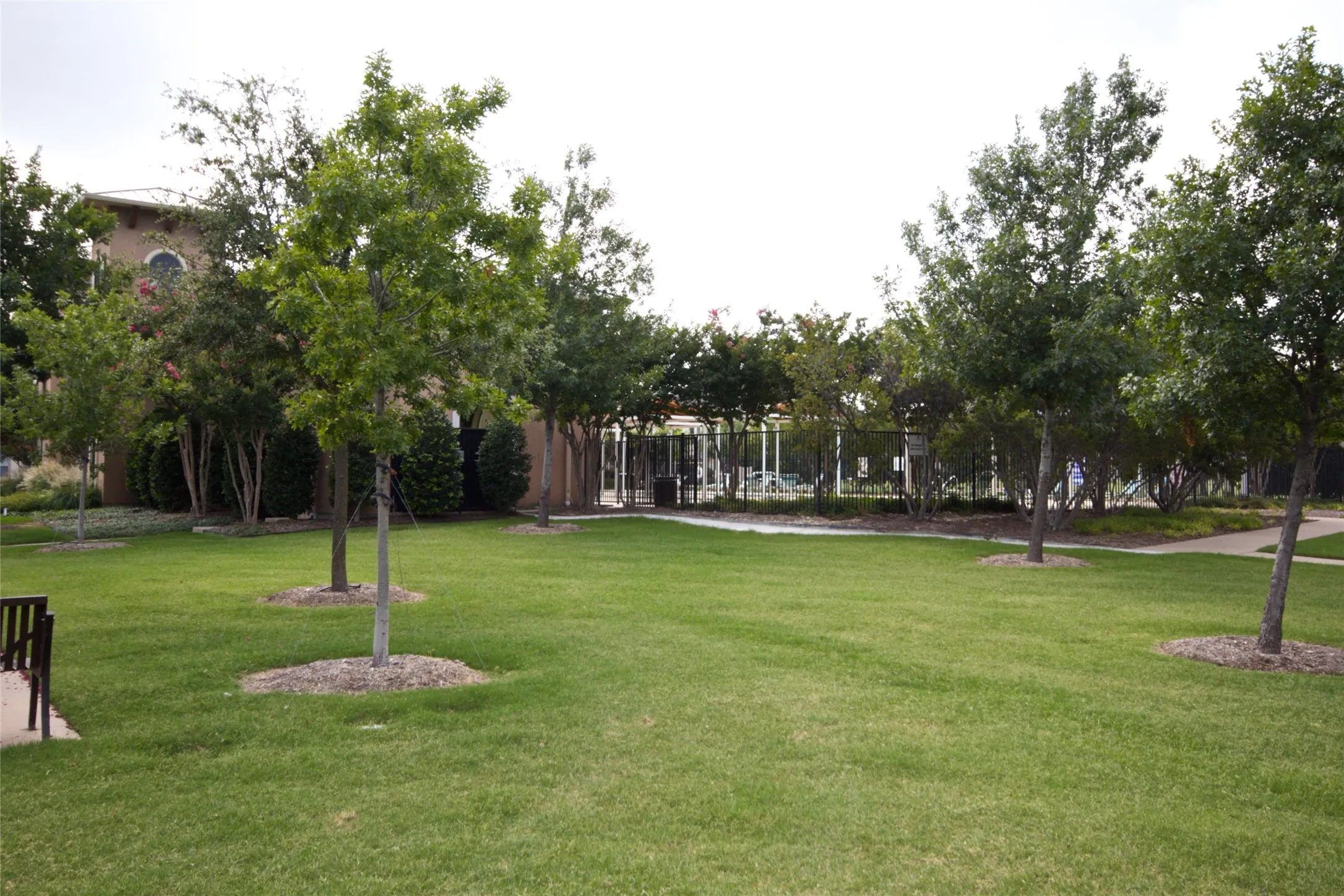 Townhouse For Rent in Collin County , 8709 Trolley Trail, Mc Kinney, Texas 75070, 3 Bedroom, 3 Bathroom, 2 Garage spaces, 2,219 Sqft, built in 2006, mls#21294677, Real Estate Agent in Mc Kinney, Homes For Rent in Collin county, Homes For Rent in Mc Kinney, Realtor in Mc Kinney Texas, Real Estate Brokerage Independent Realty Texas, Luminita Cordes Realtor