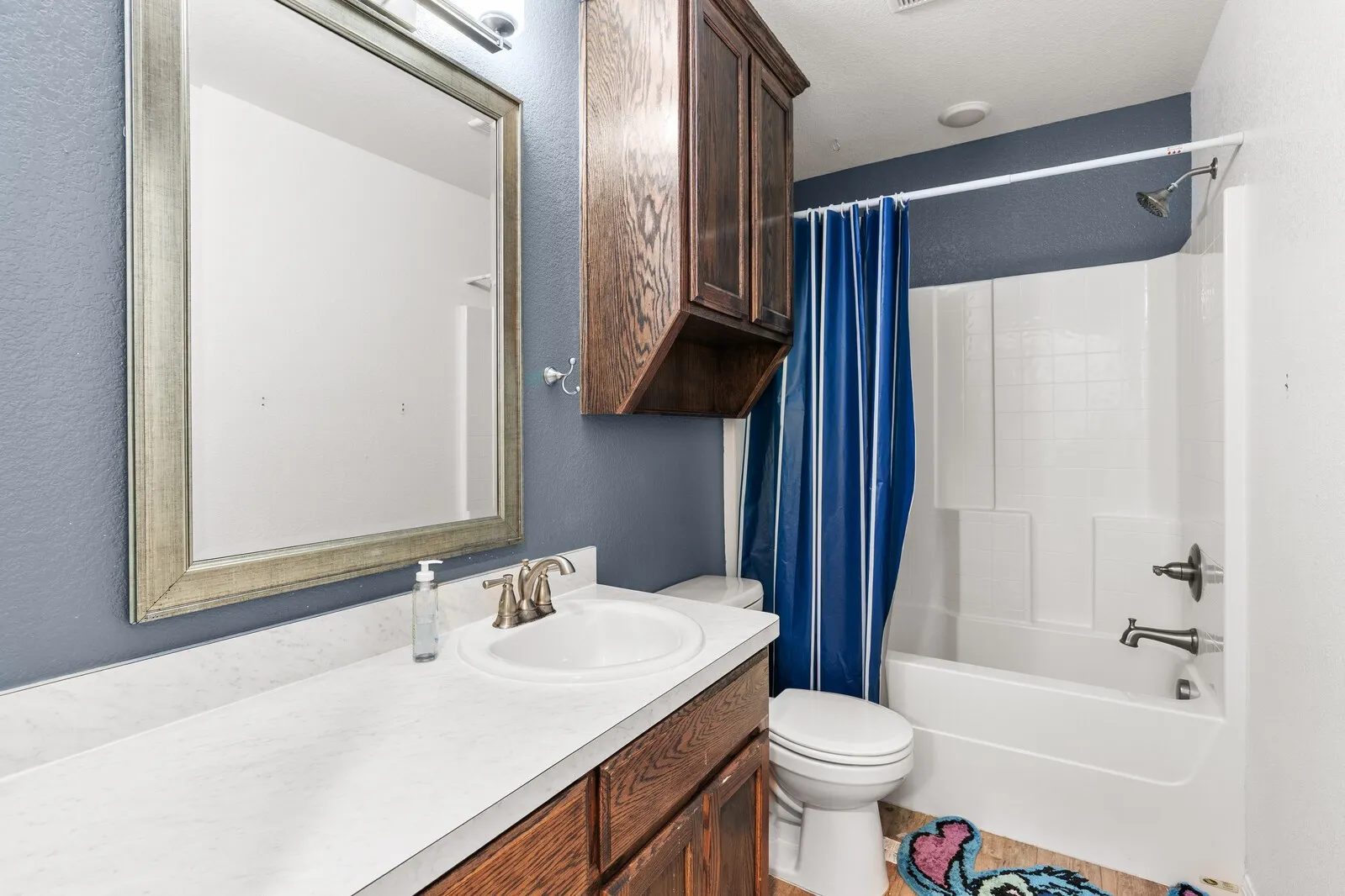 Single Family Residence For Sale in Mc Lennan County , 300 N Bermuda Street, Lacy Lakeview, Texas 76705, 3 Bedrooms, 2 Bathrooms, 2 Garage spaces, 1,494 Sqft, built in 2018, Price $255,000, mls#21292670, Real Estate Agent in Lacy Lakeview, Homes For Sale in Mc Lennan county, Homes For Sale in Lacy Lakeview, Realtor in Lacy Lakeview Texas, Real Estate Brokerage Independent Realty Texas, Luminita Cordes Realtor